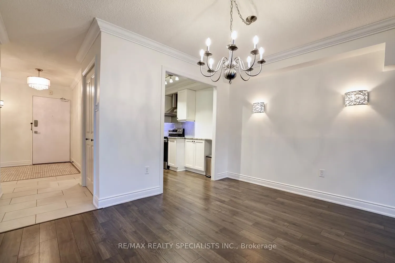 965 Inverhouse Drive, #203