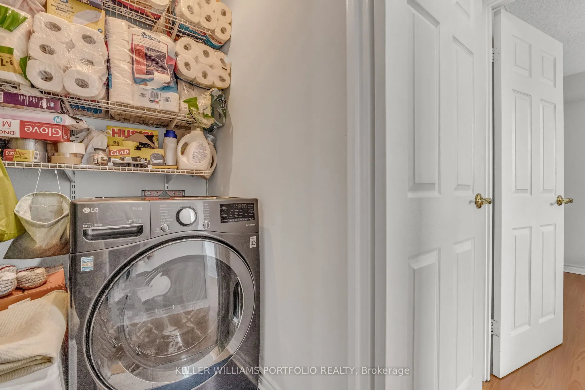 2900 Battleford Road, #901