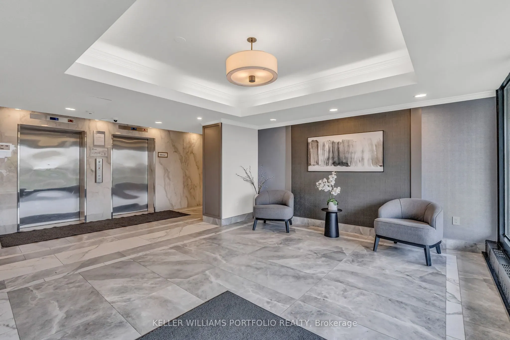 2900 Battleford Road, #901