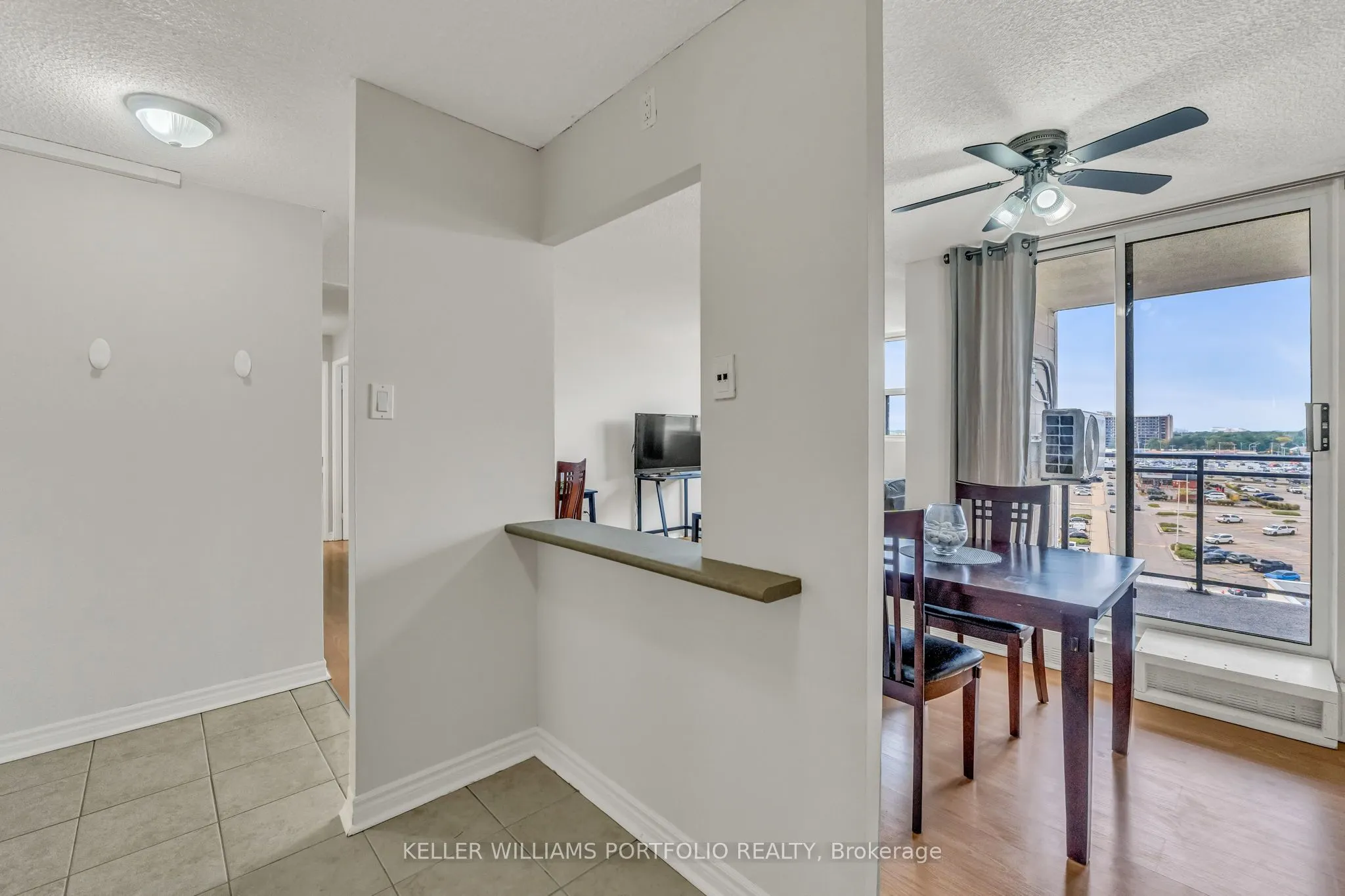 2900 Battleford Road, #901