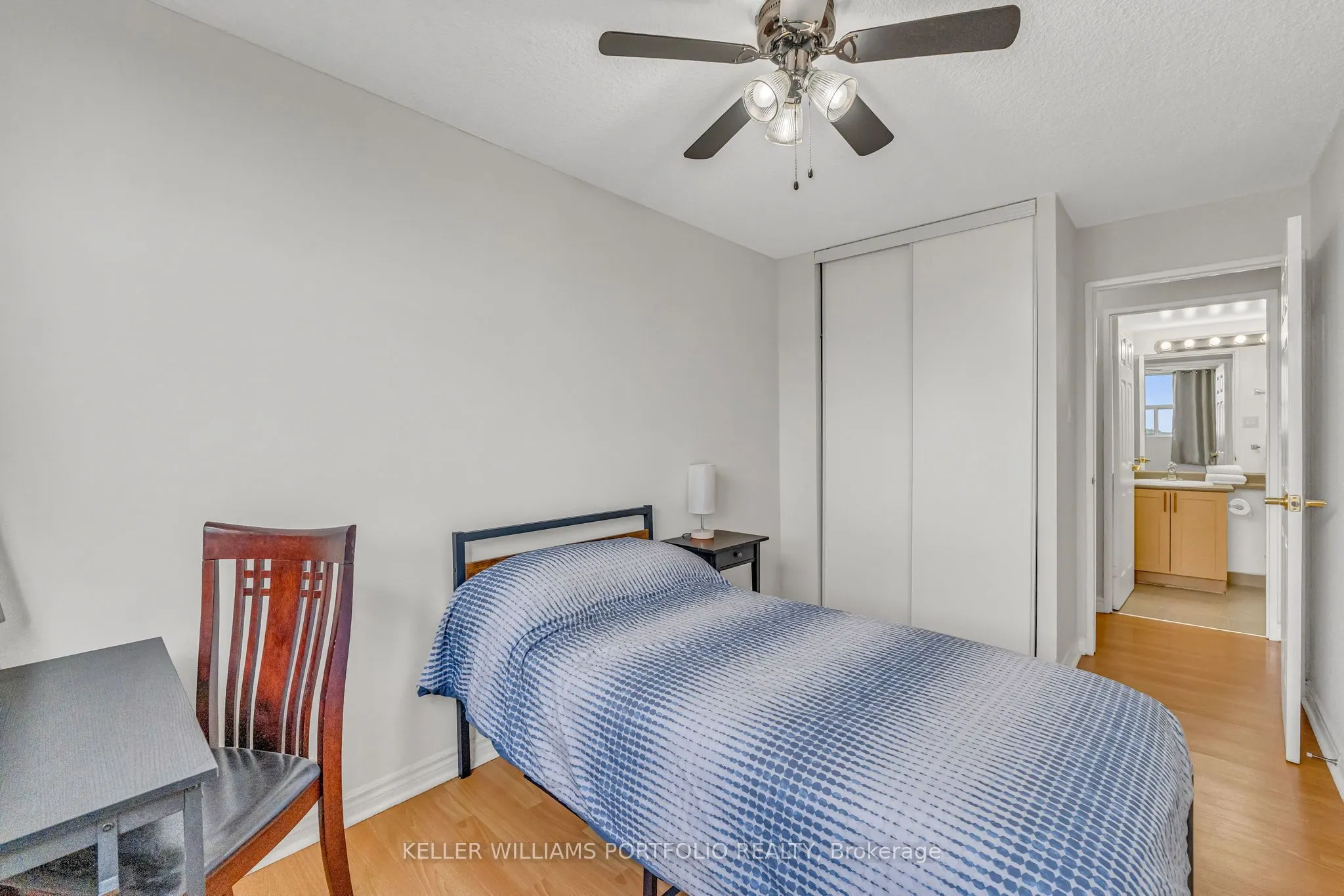 2900 Battleford Road, #901