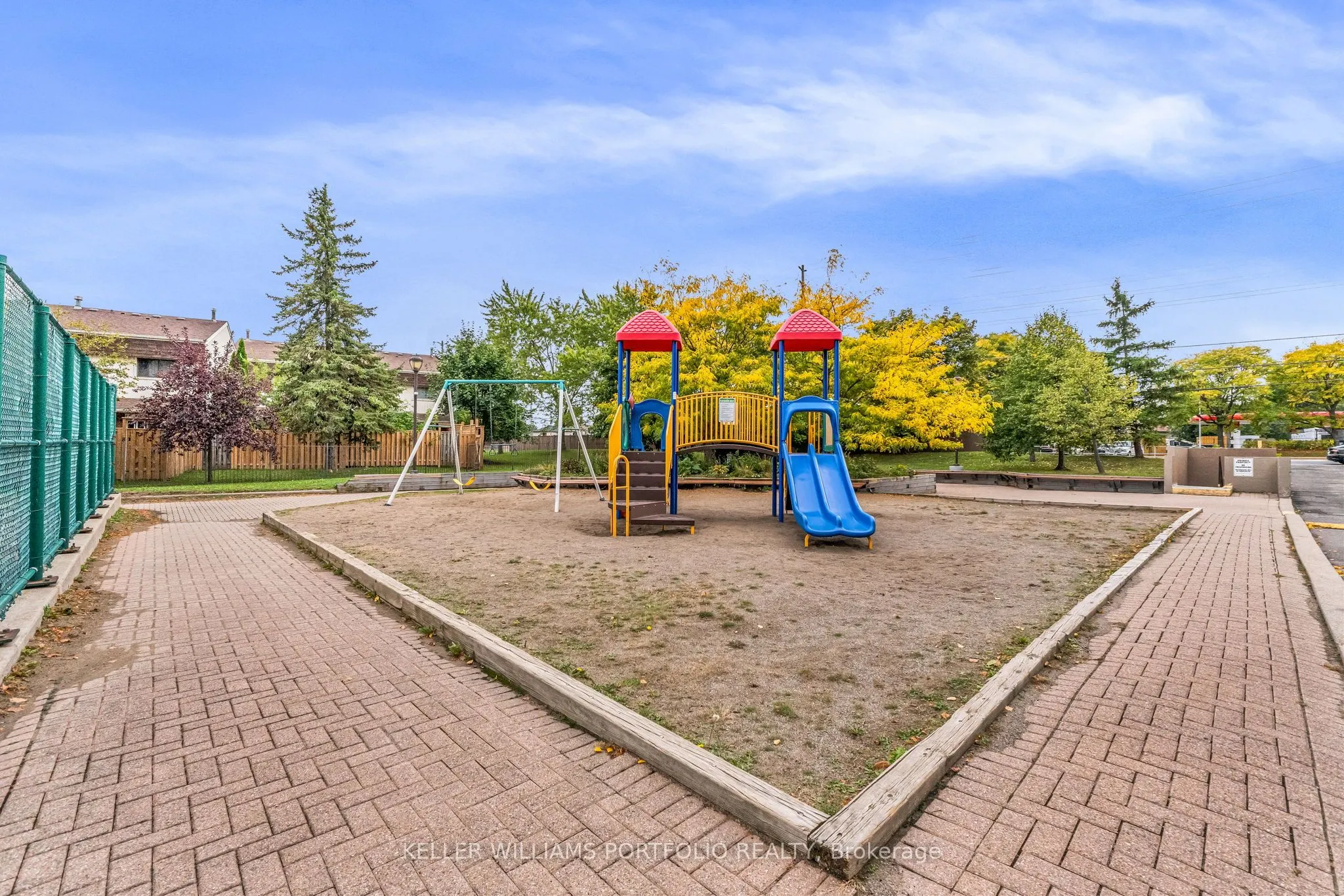 2900 Battleford Road, #901