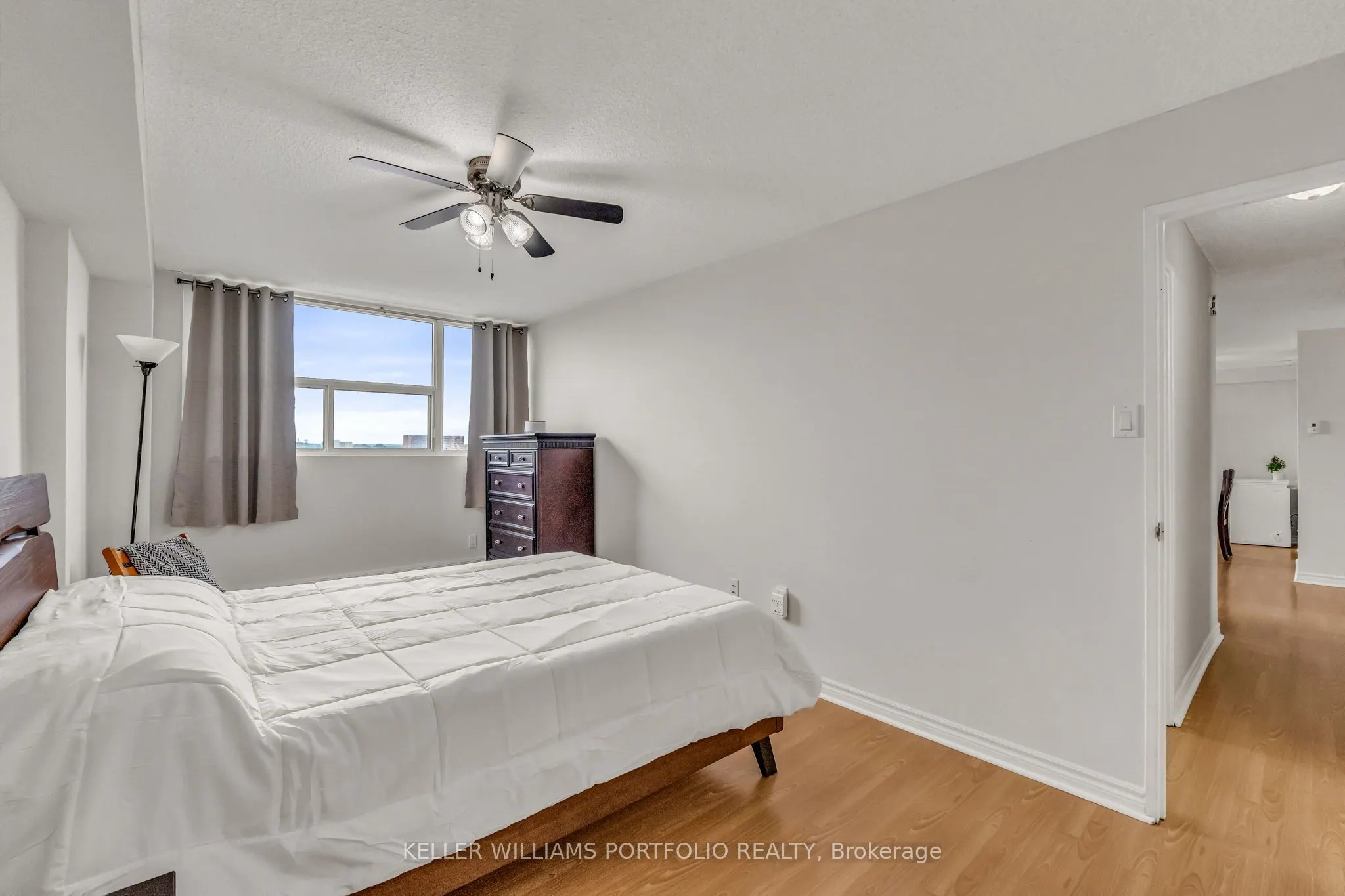 2900 Battleford Road, #901