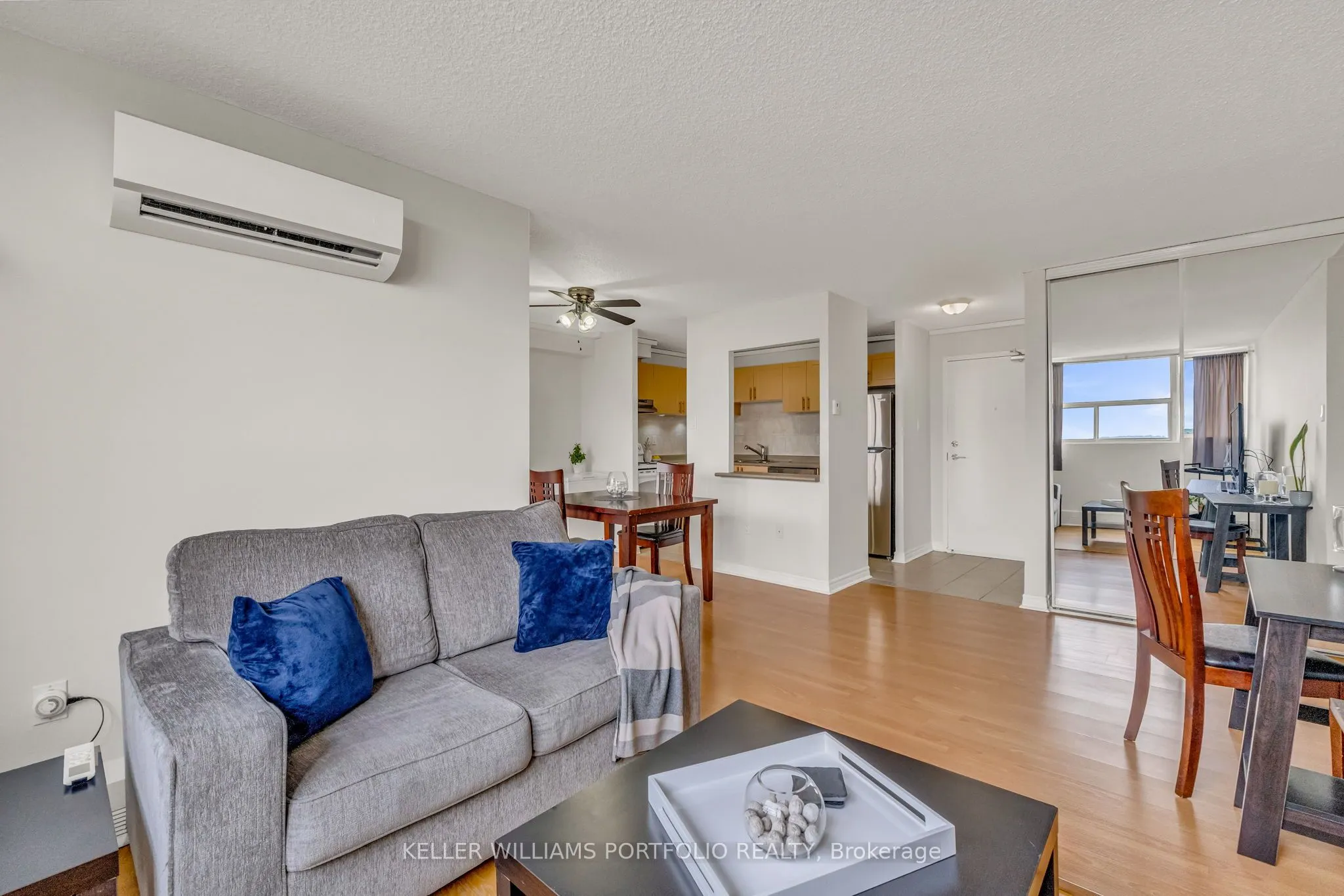 2900 Battleford Road, #901