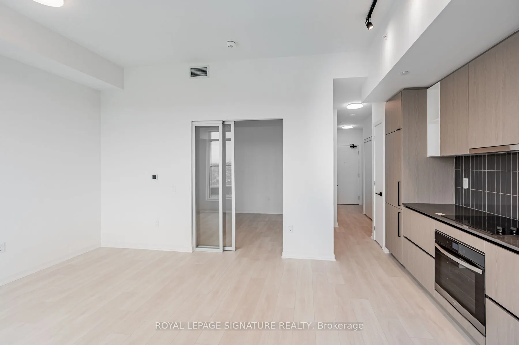1285 Dupont Street, #2307