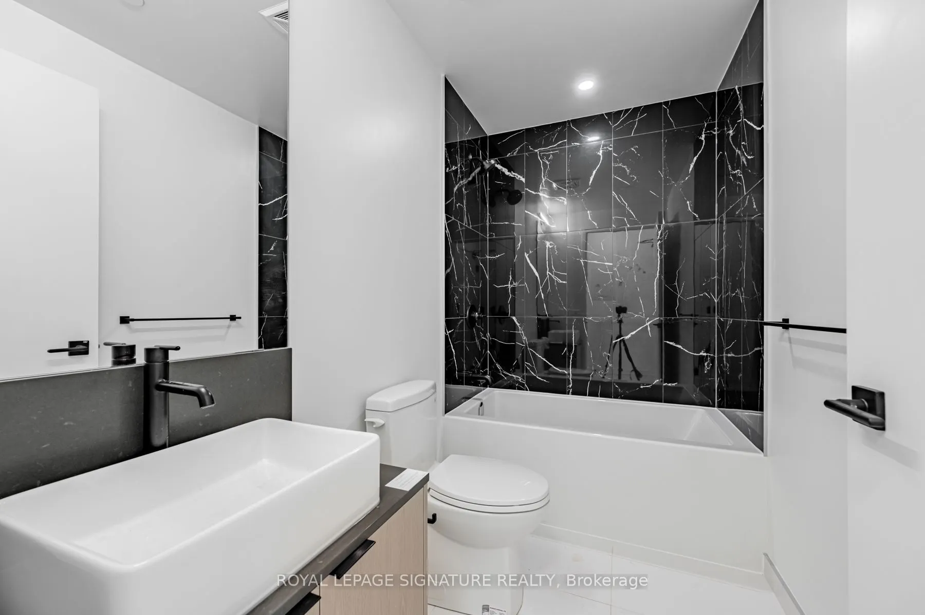 1285 Dupont Street, #2307