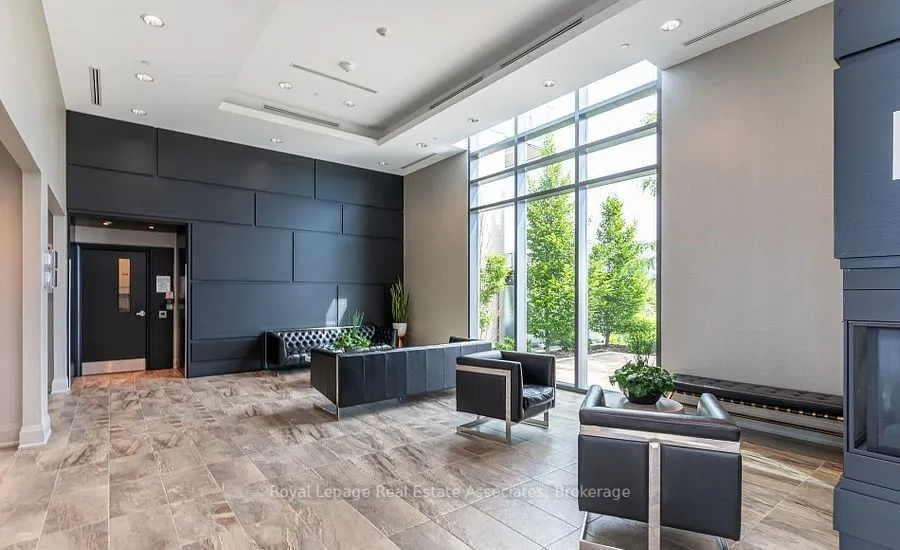65 Yorkland Boulevard, #801