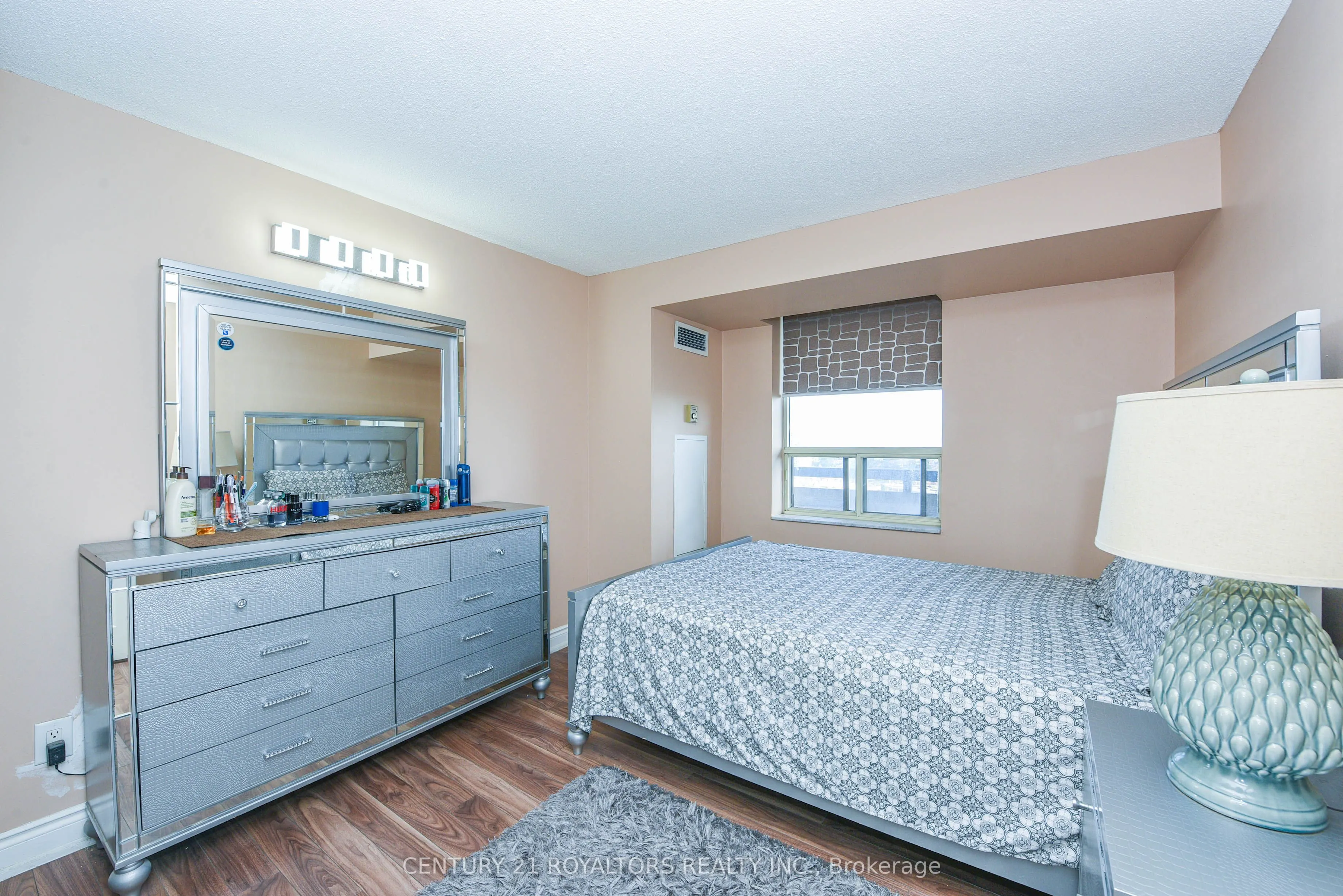 30 Malta Avenue, #1602