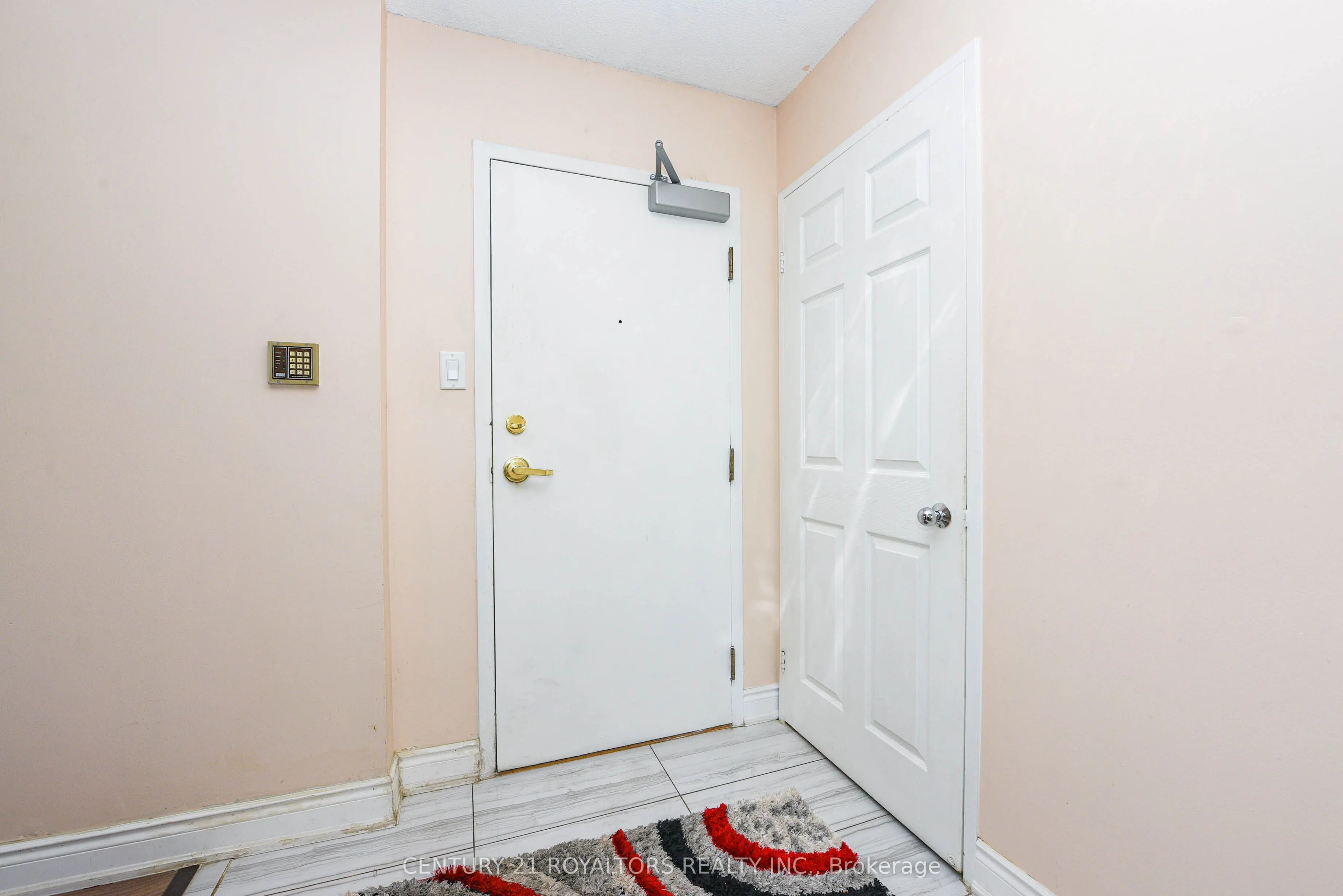 30 Malta Avenue, #1602