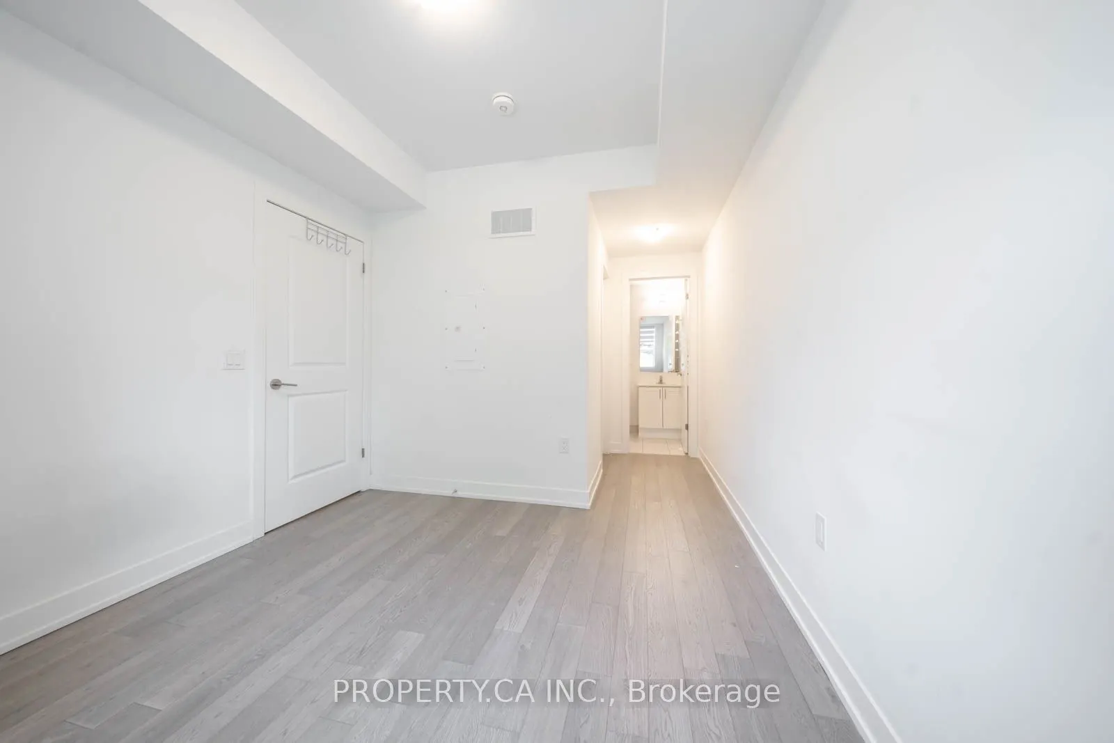 1115 Douglas McCurdy Common, #103