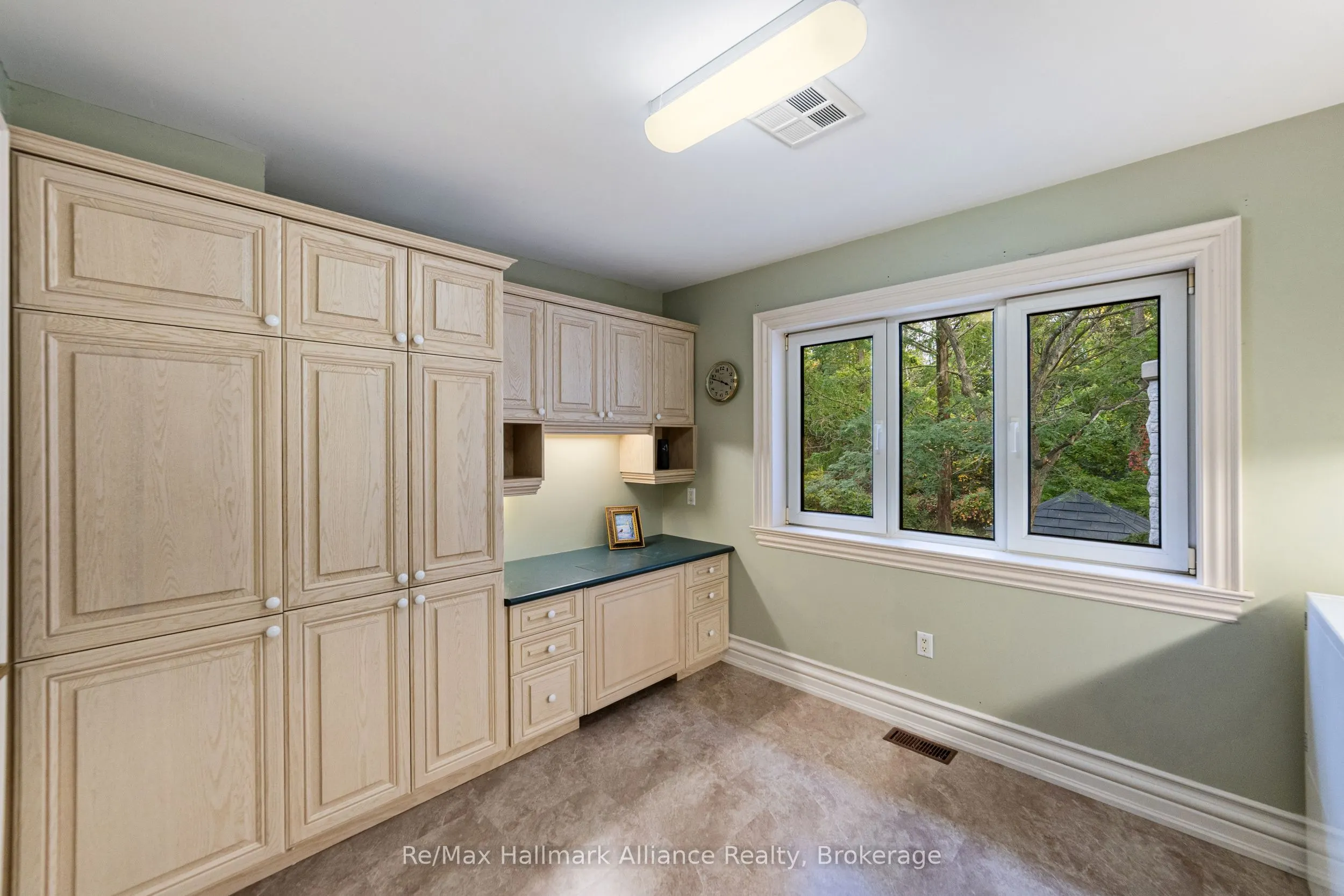 1024 Linbrook Road