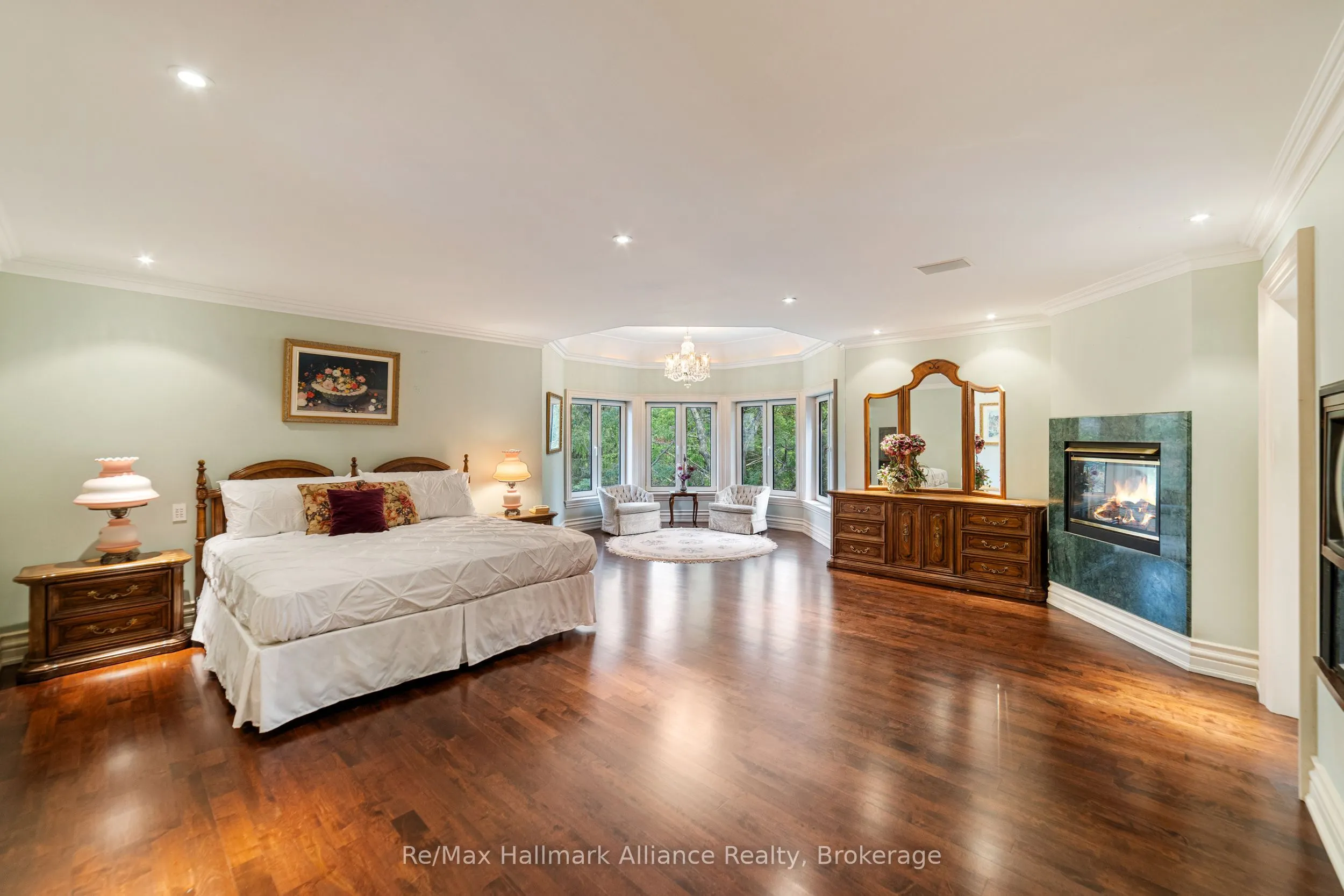 1024 Linbrook Road