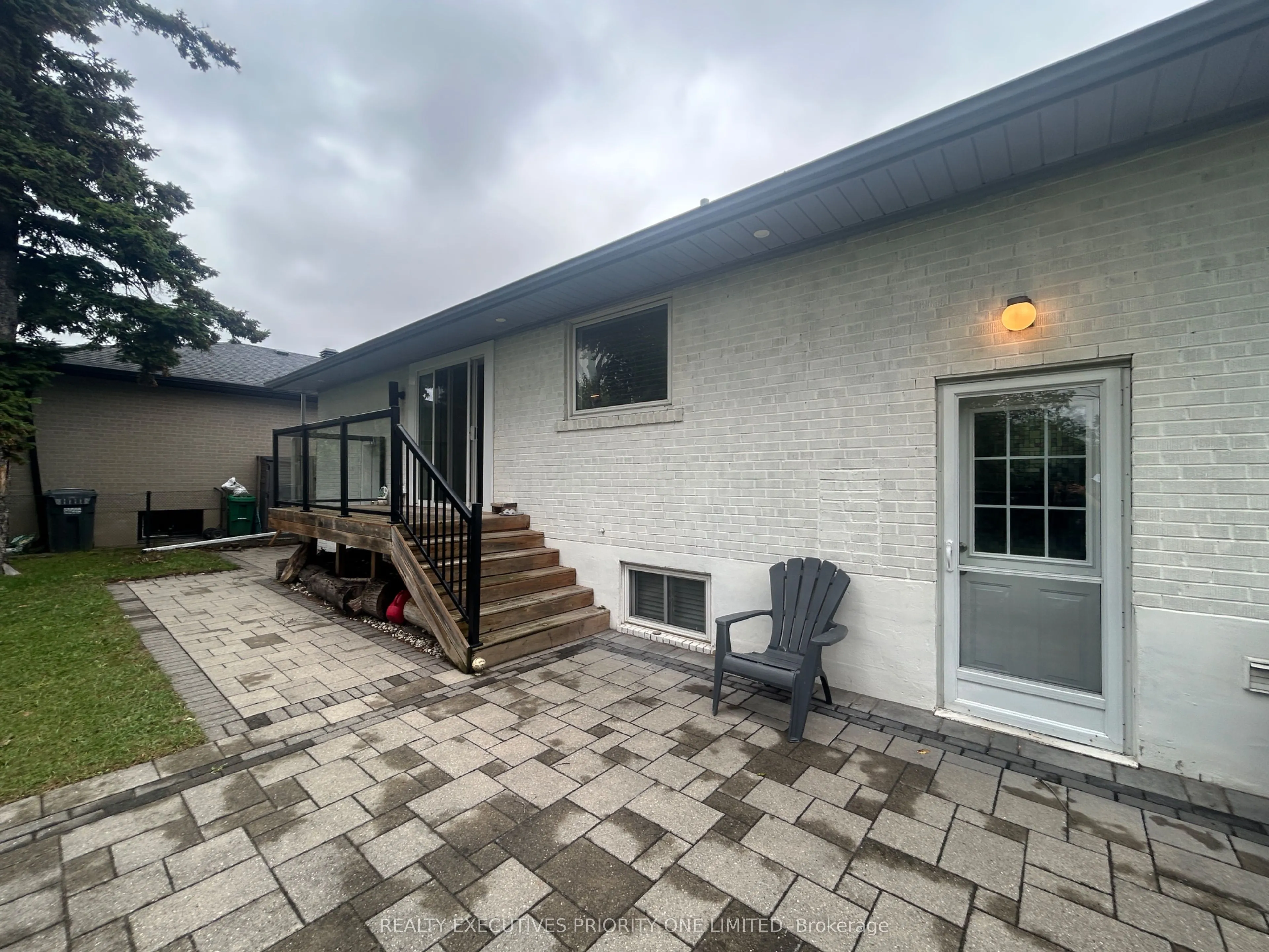 2486 Edenhurst Drive
