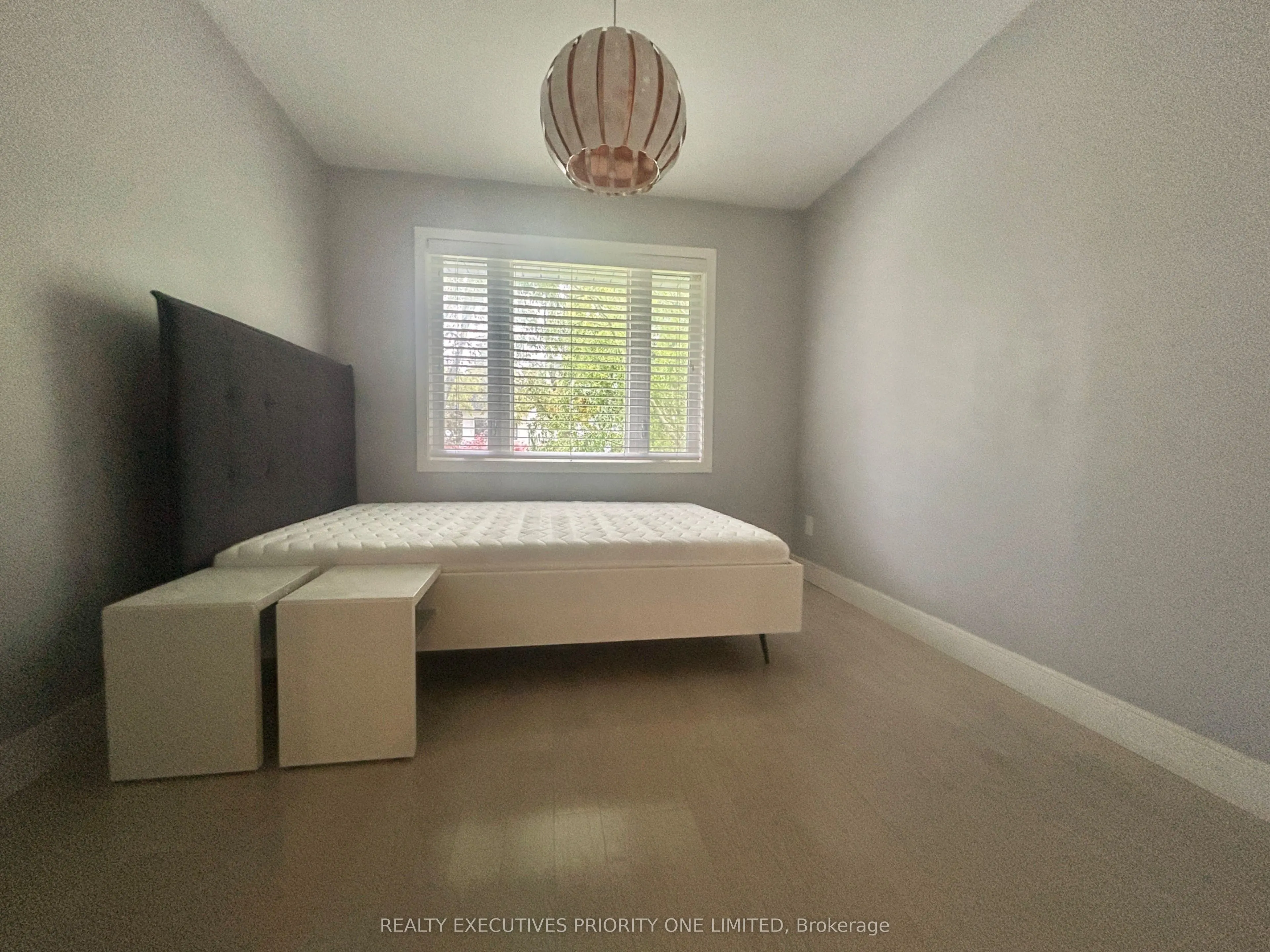 2486 Edenhurst Drive