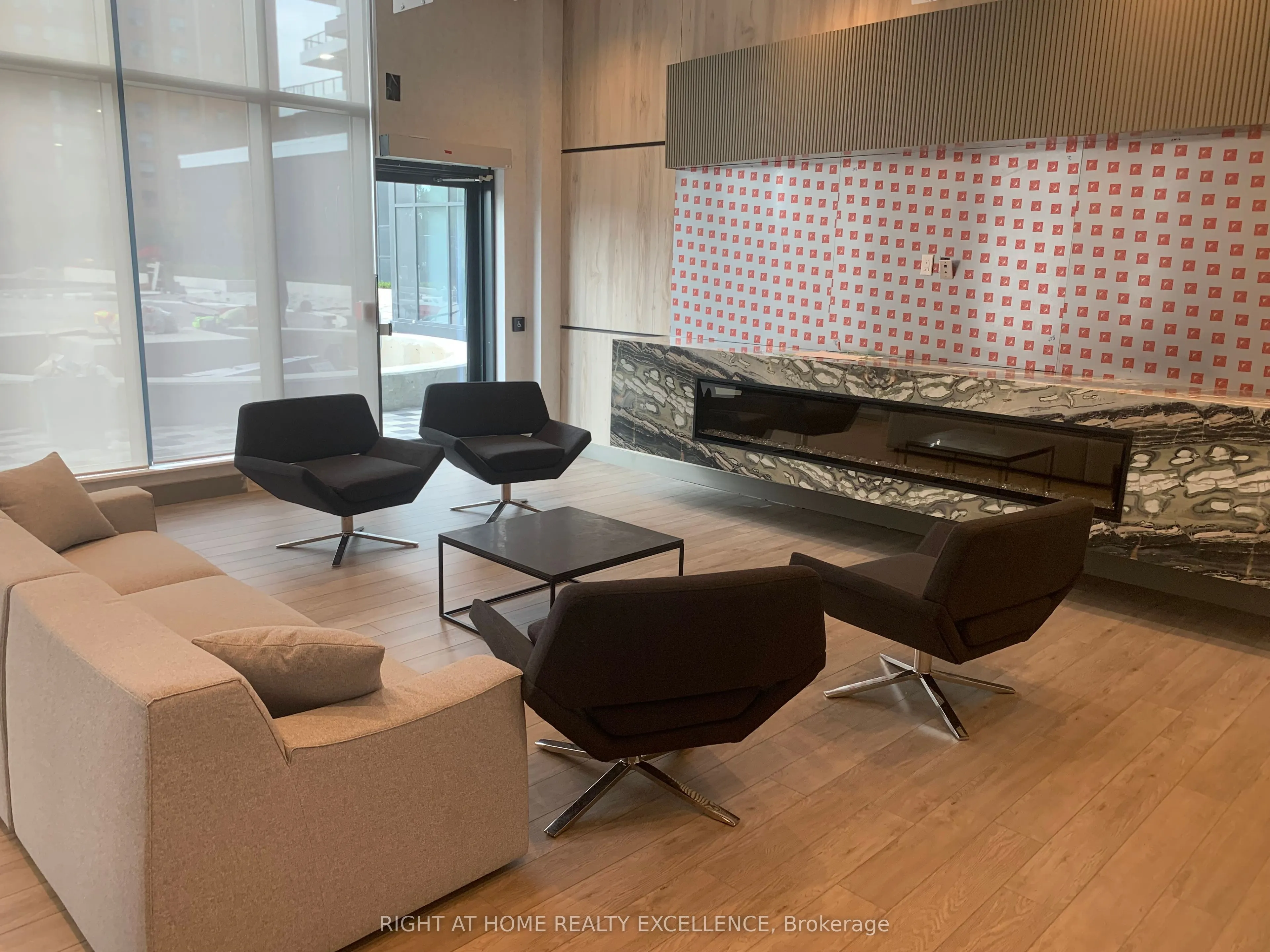 15 Watergarden Drive, #413
