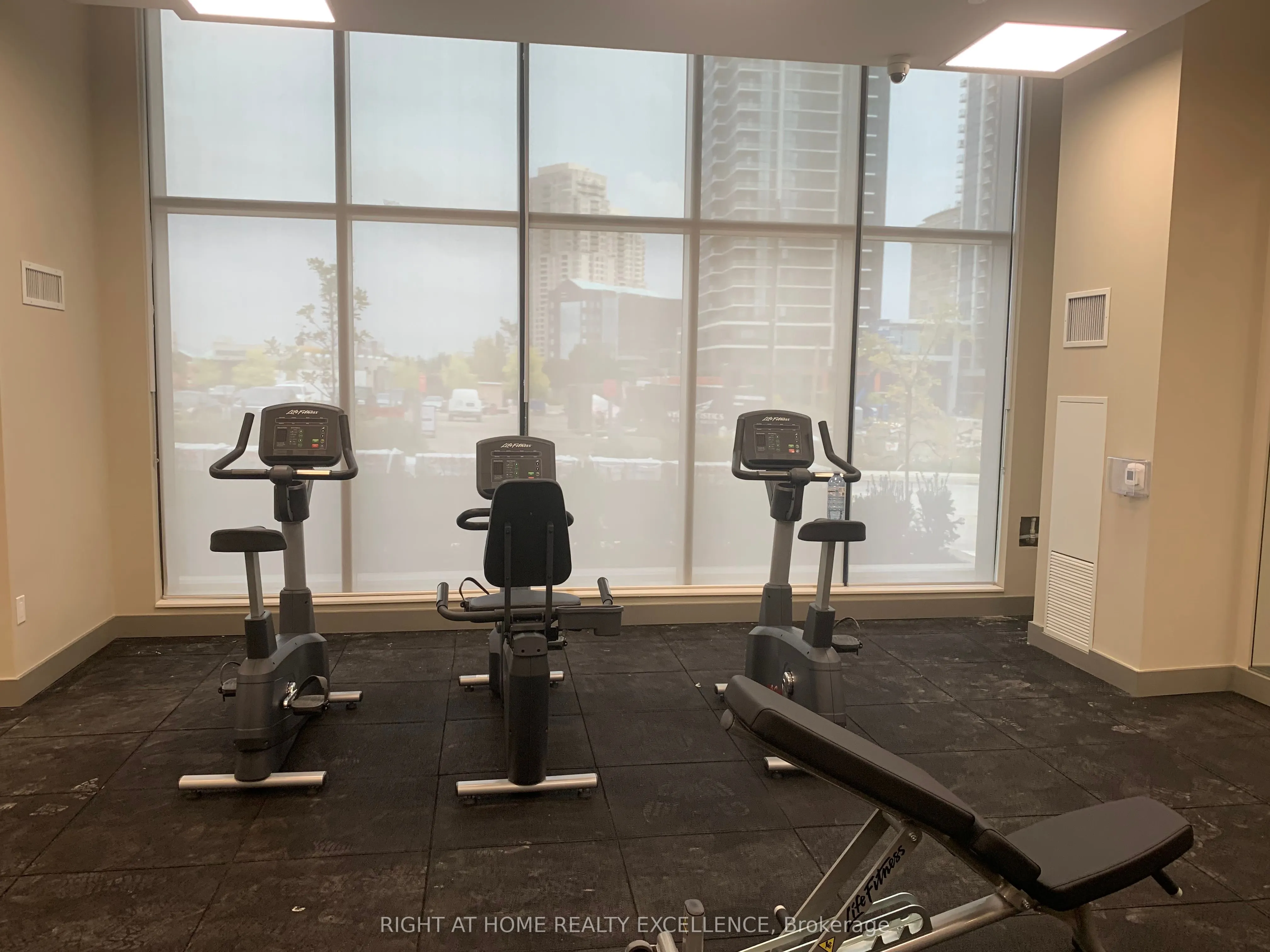 15 Watergarden Drive, #413