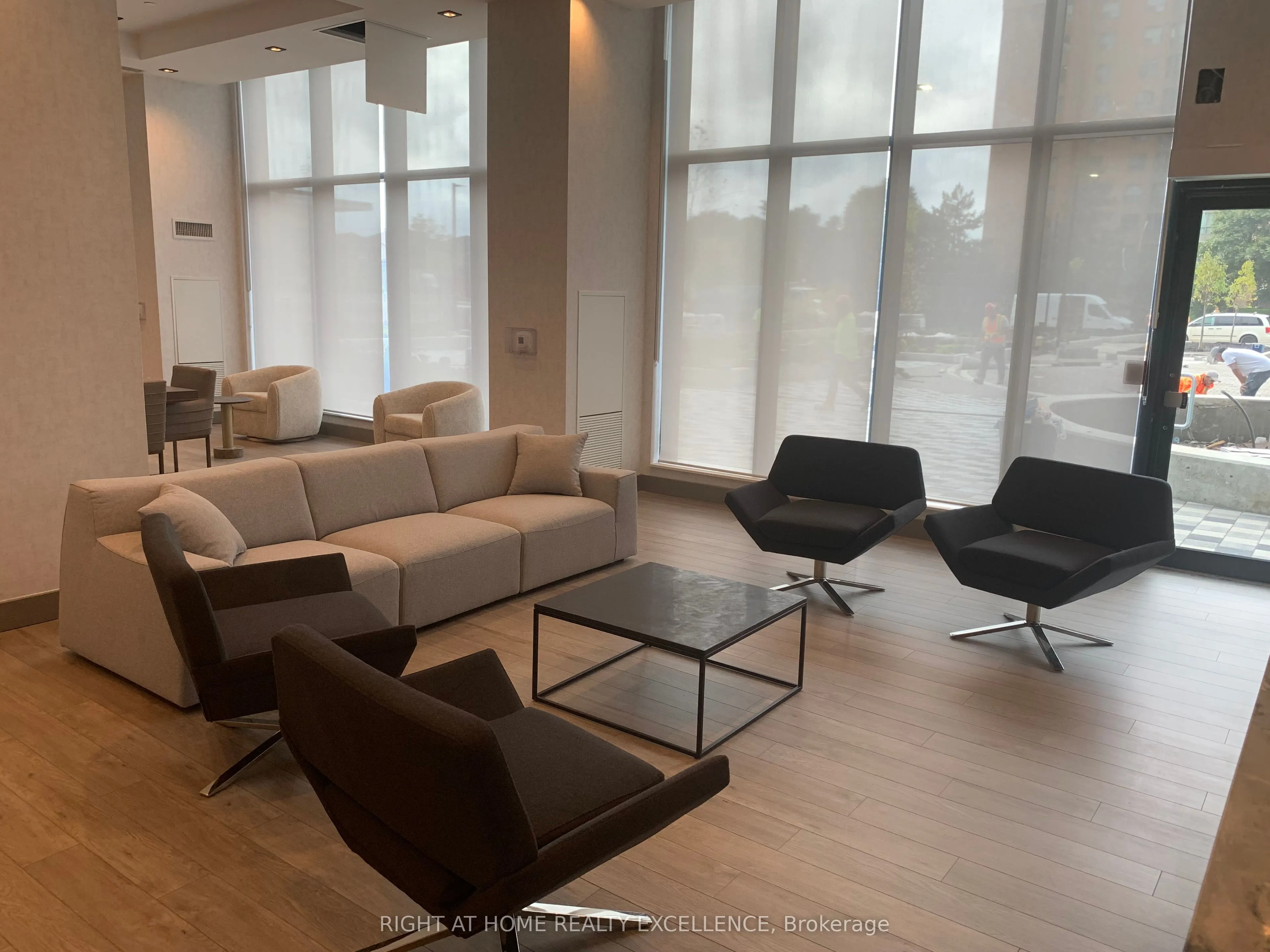 15 Watergarden Drive, #413