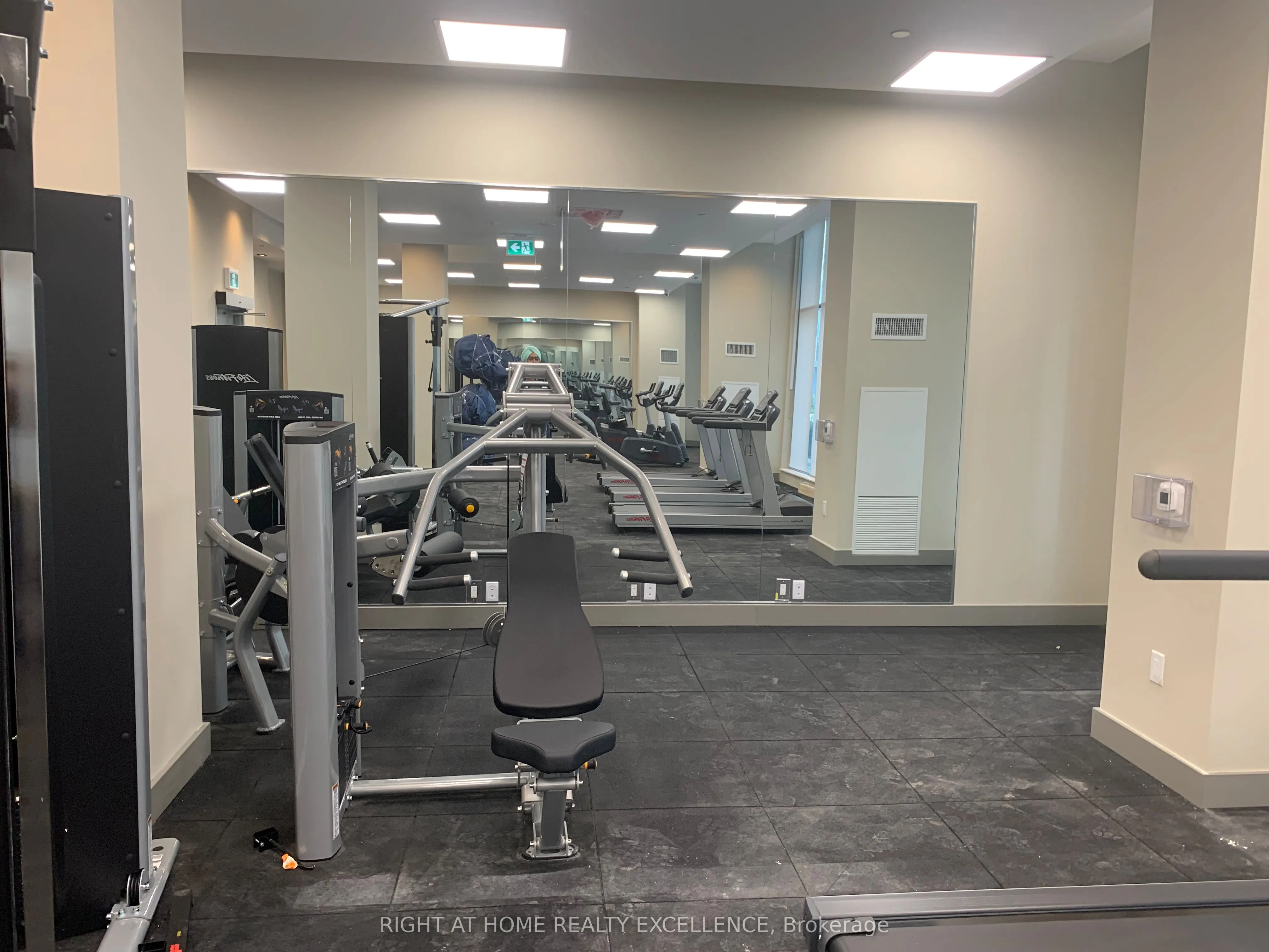 15 Watergarden Drive, #413