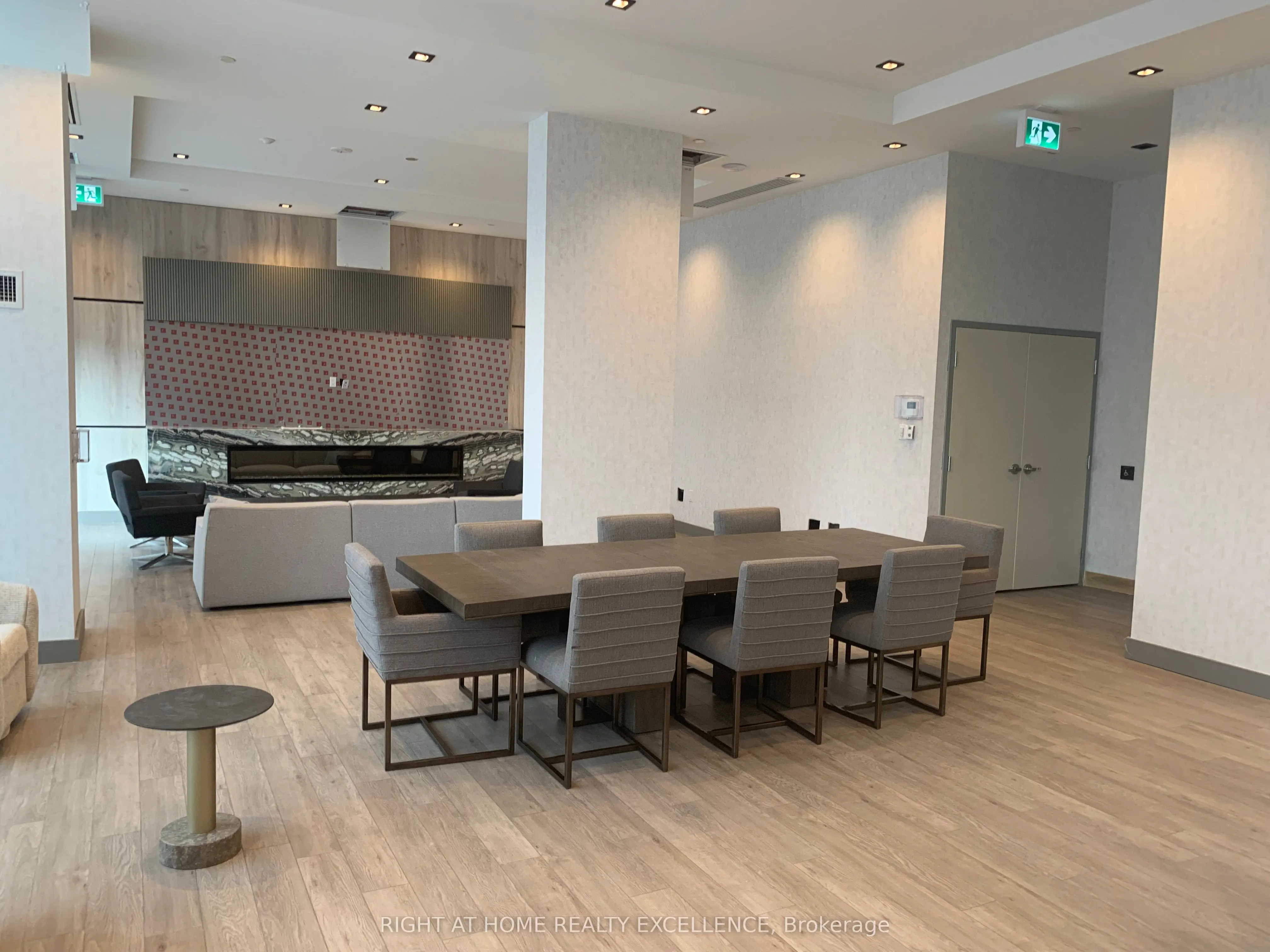 15 Watergarden Drive, #413