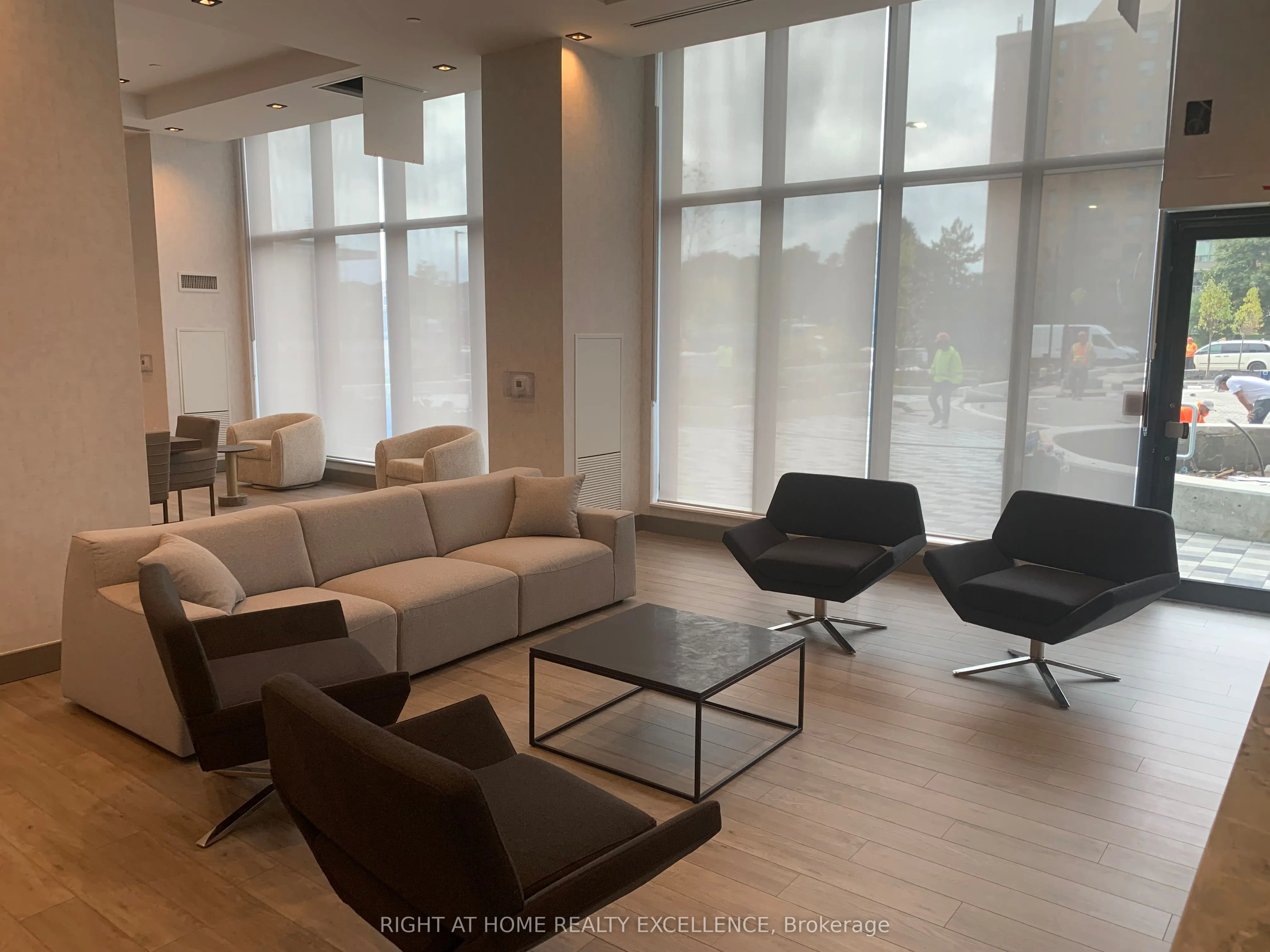15 Watergarden Drive, #413