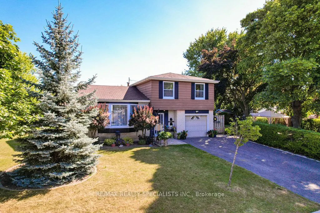 28 Bromley Crescent