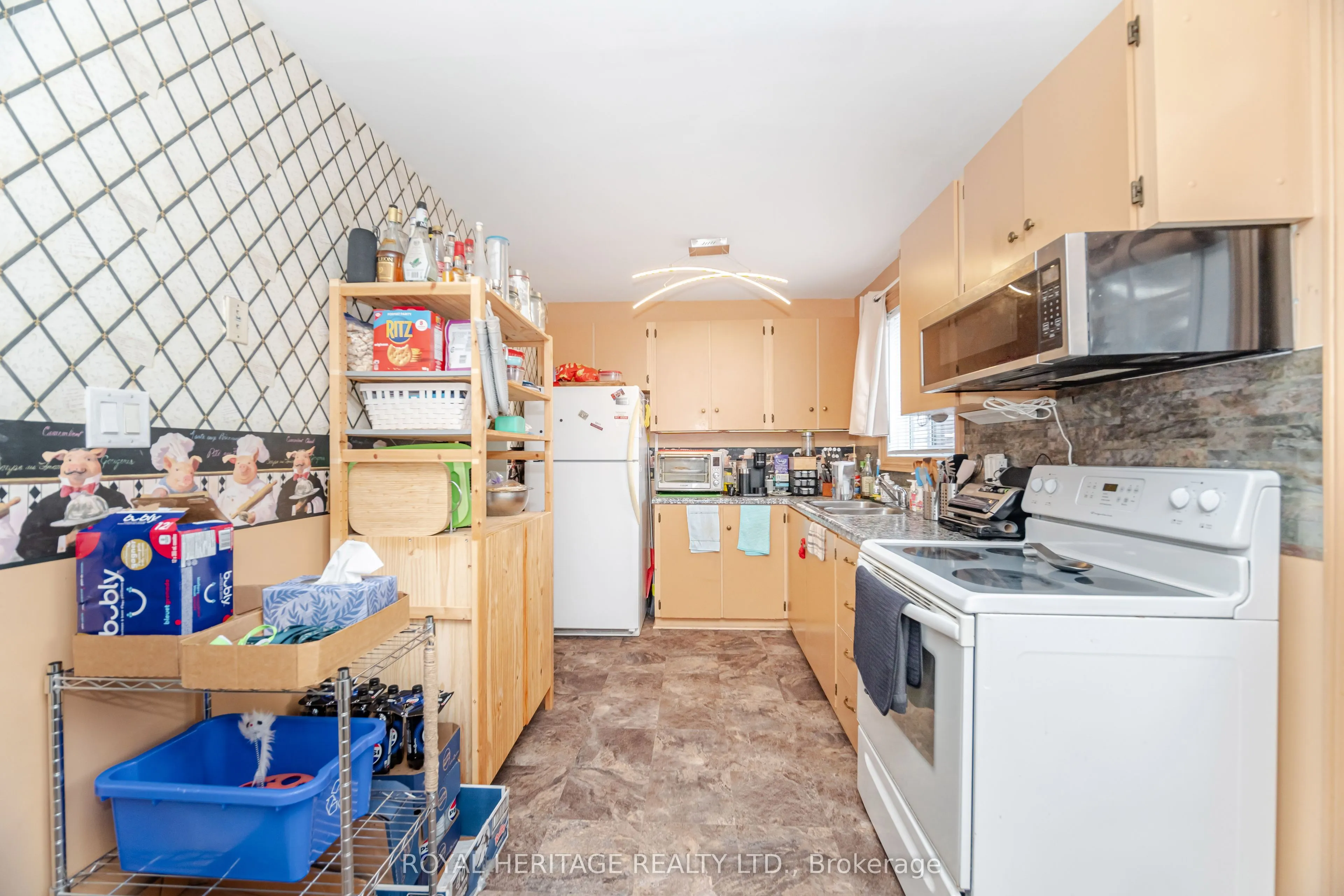107 Guildford Crescent, #107