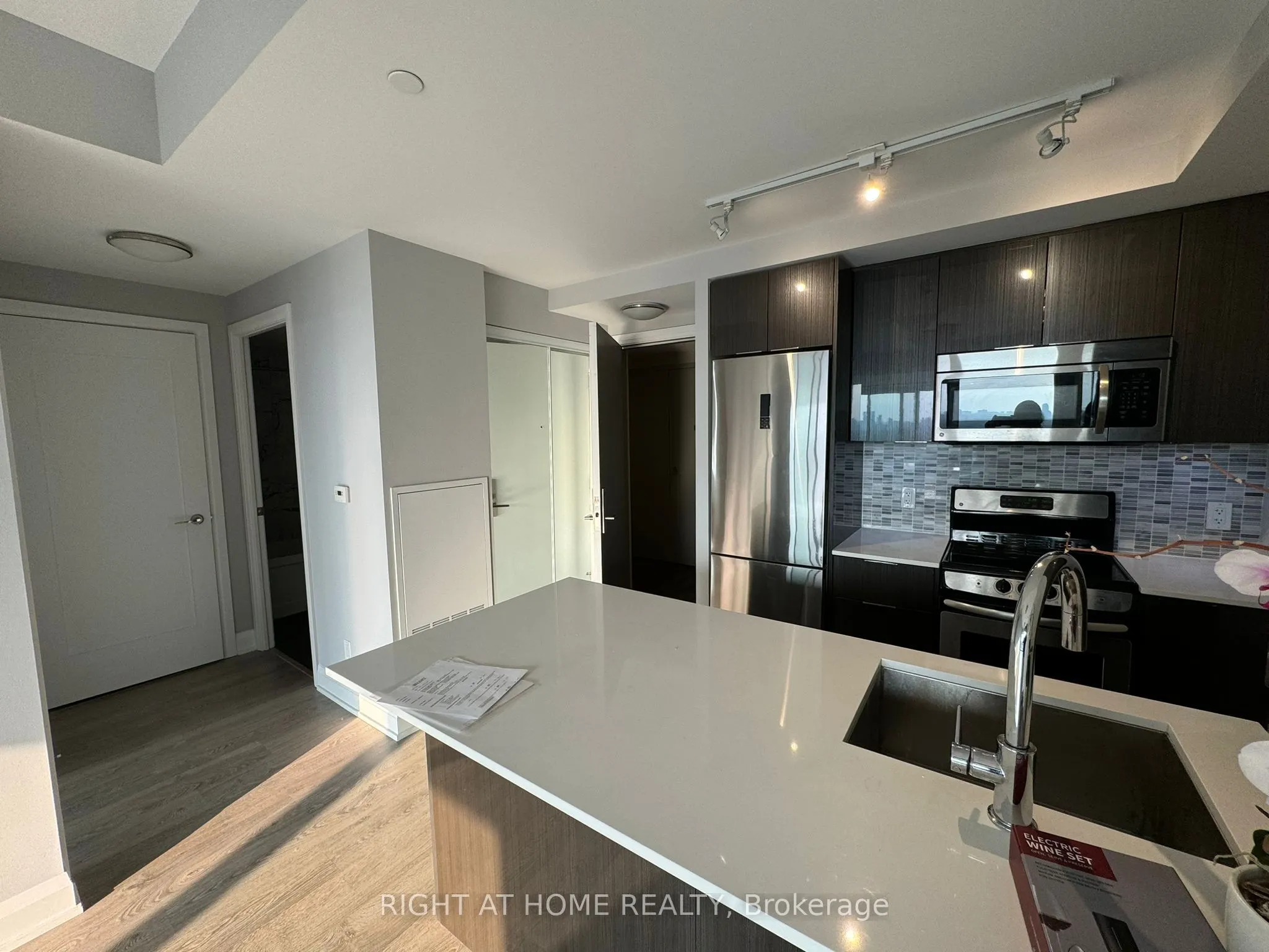 56 Annie Craig Drive, #3007
