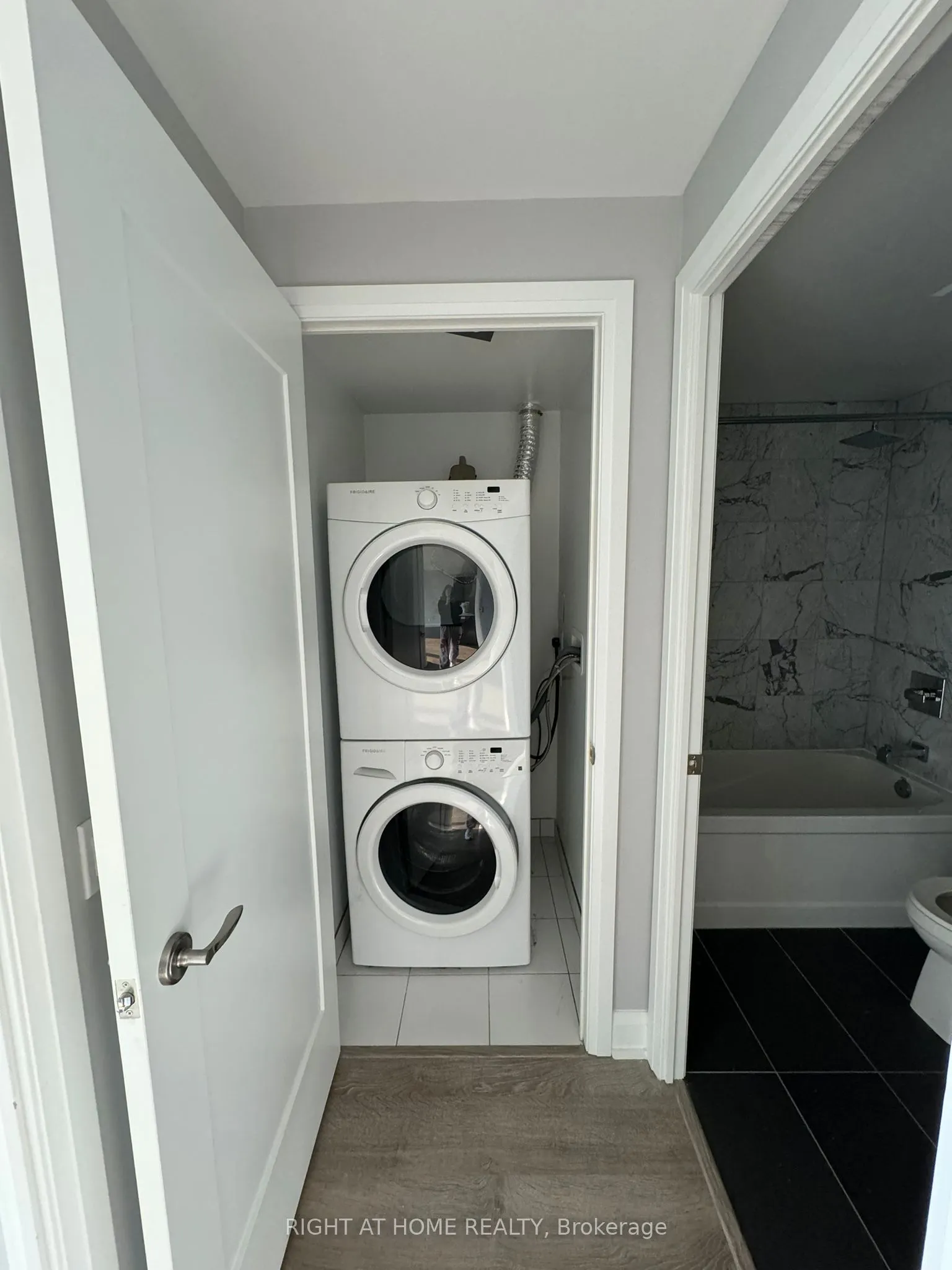 56 Annie Craig Drive, #3007