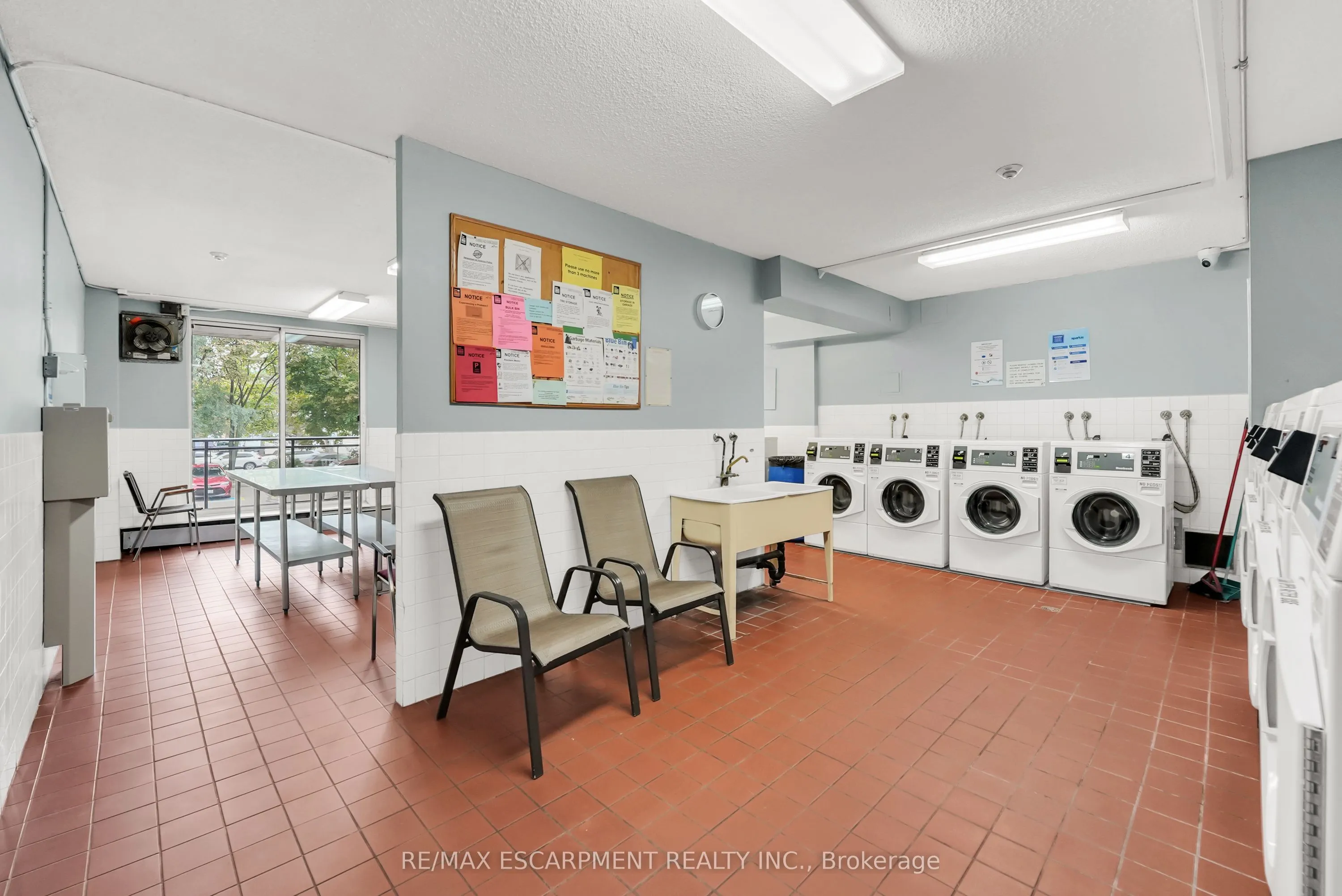 975 Warwick Court, #508
