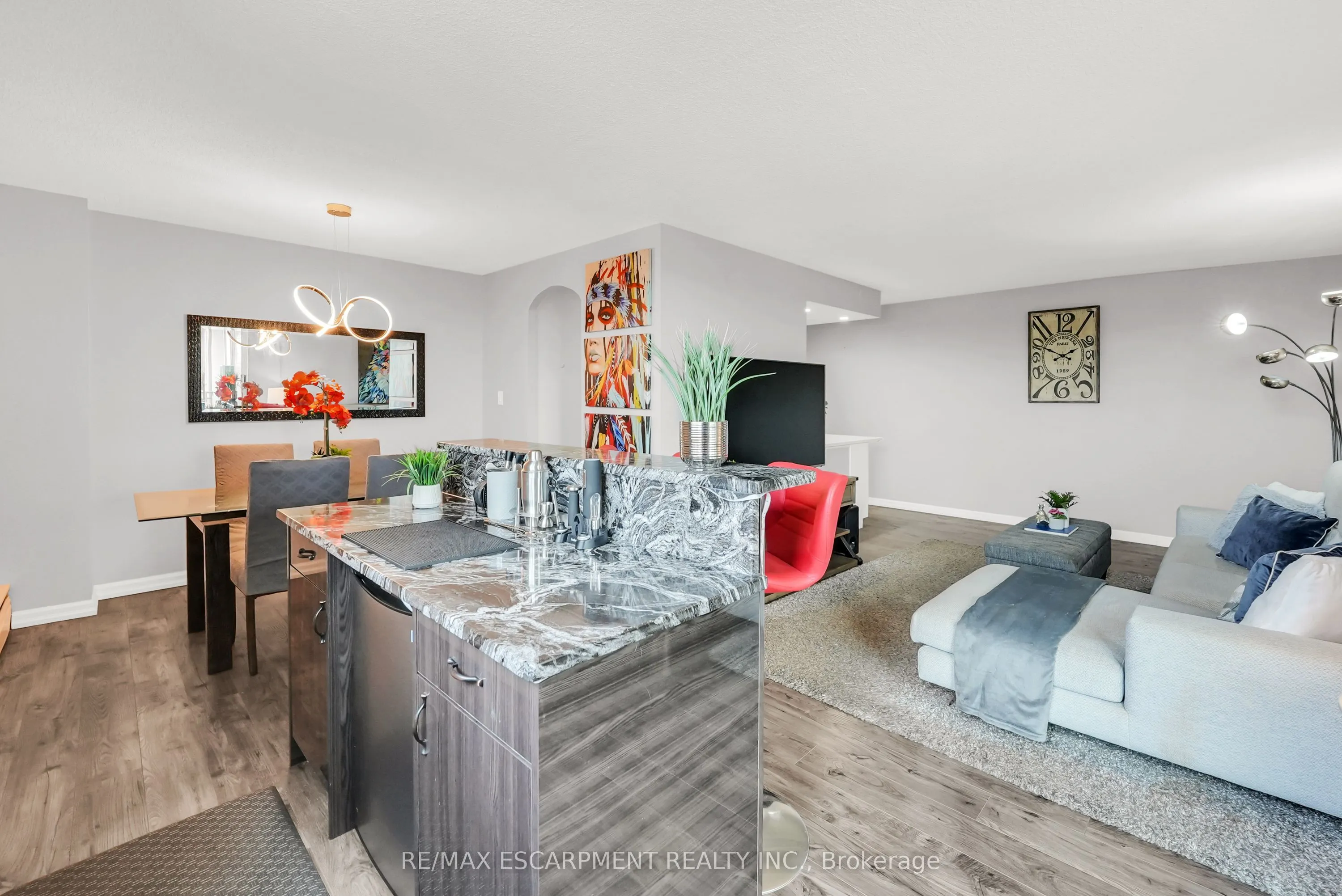 975 Warwick Court, #508