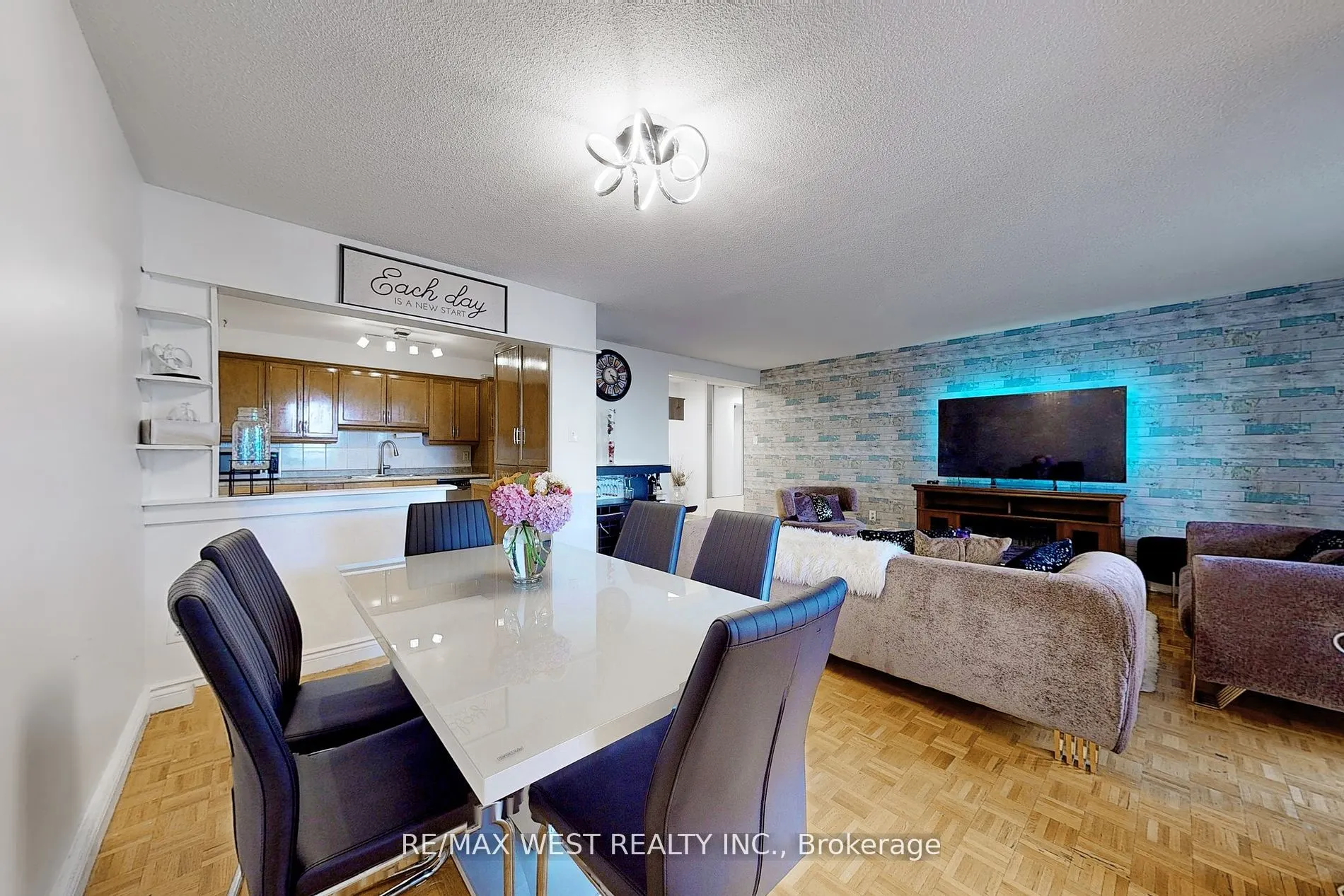 627 The West Mall, #1810