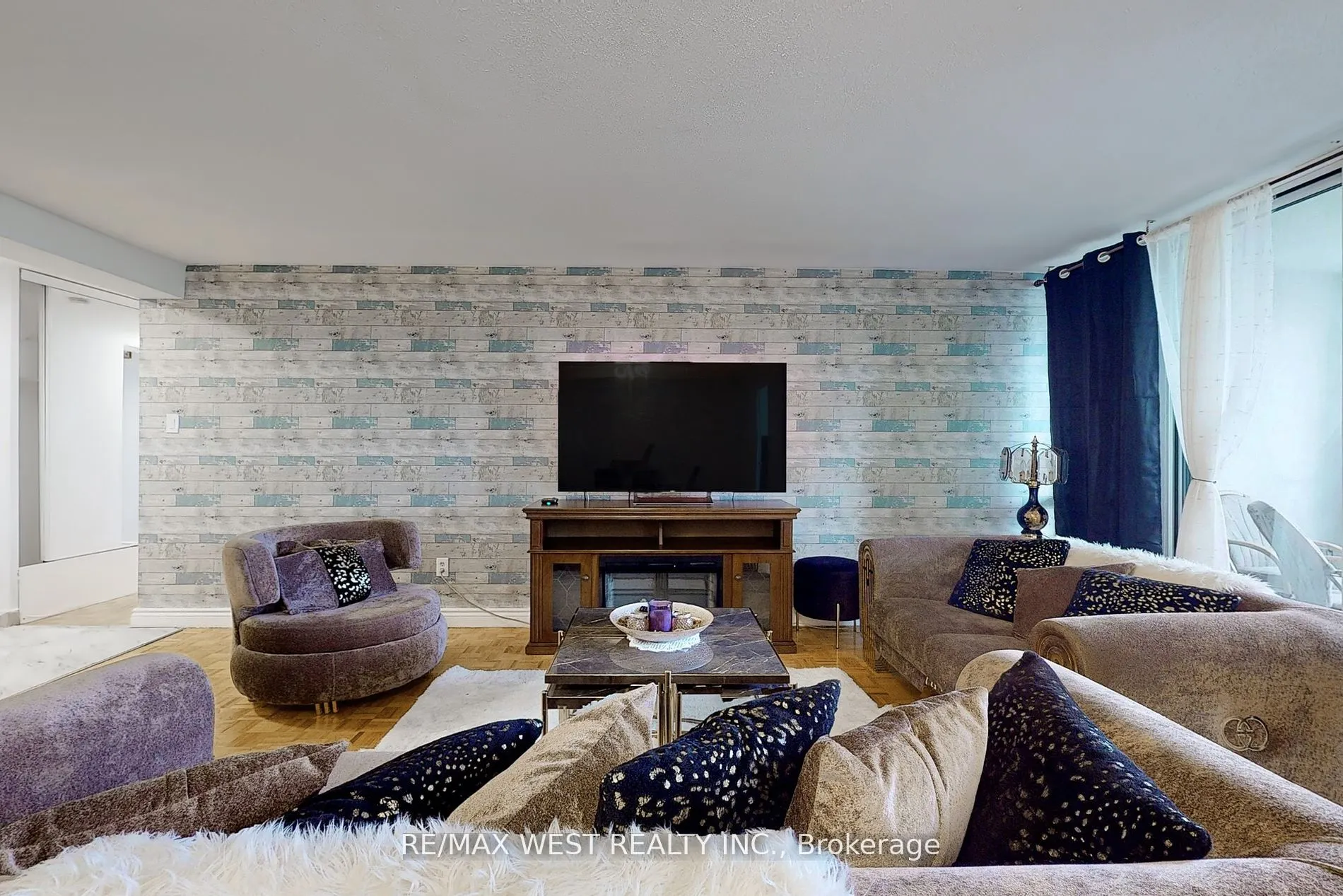627 The West Mall, #1810