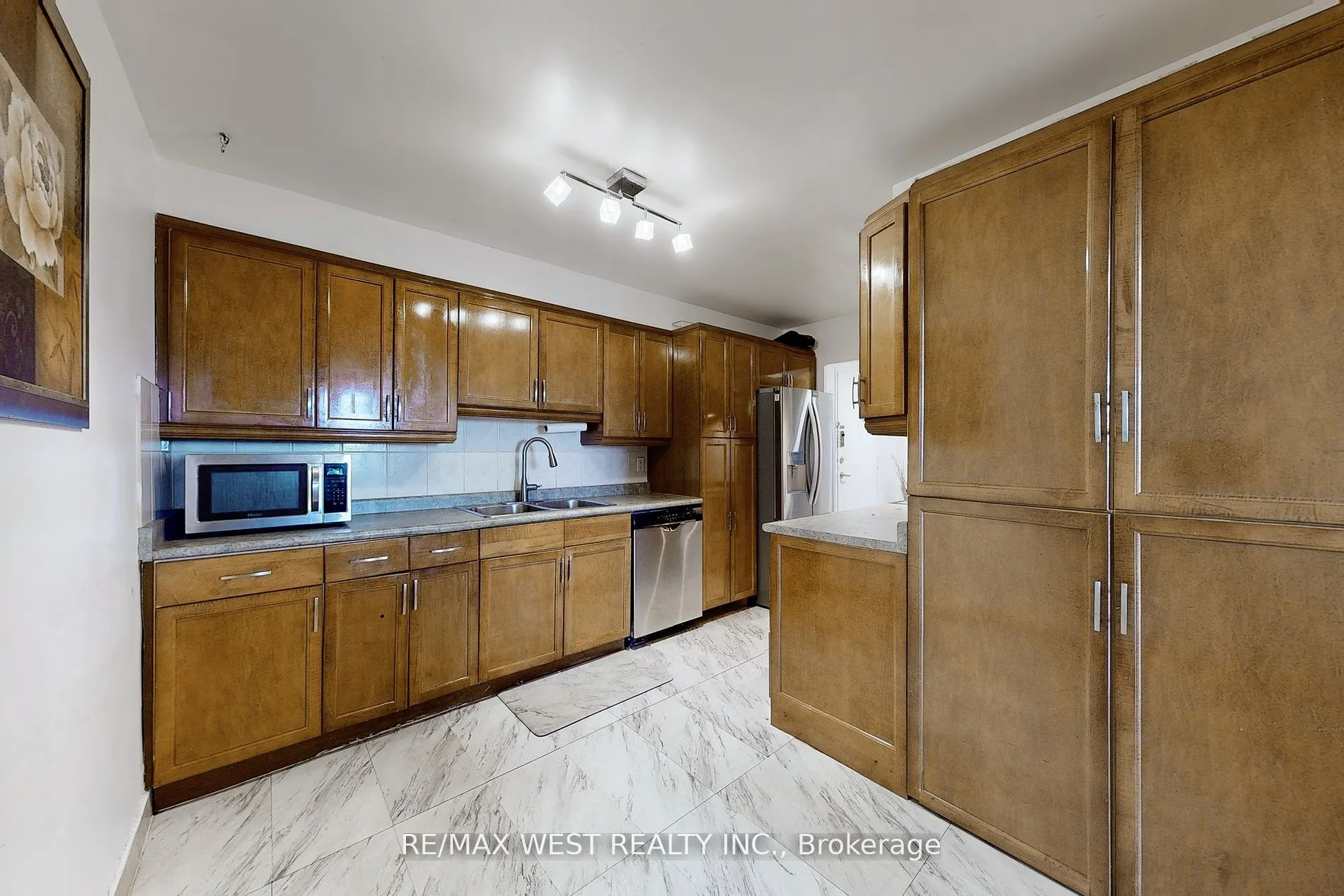 627 The West Mall, #1810