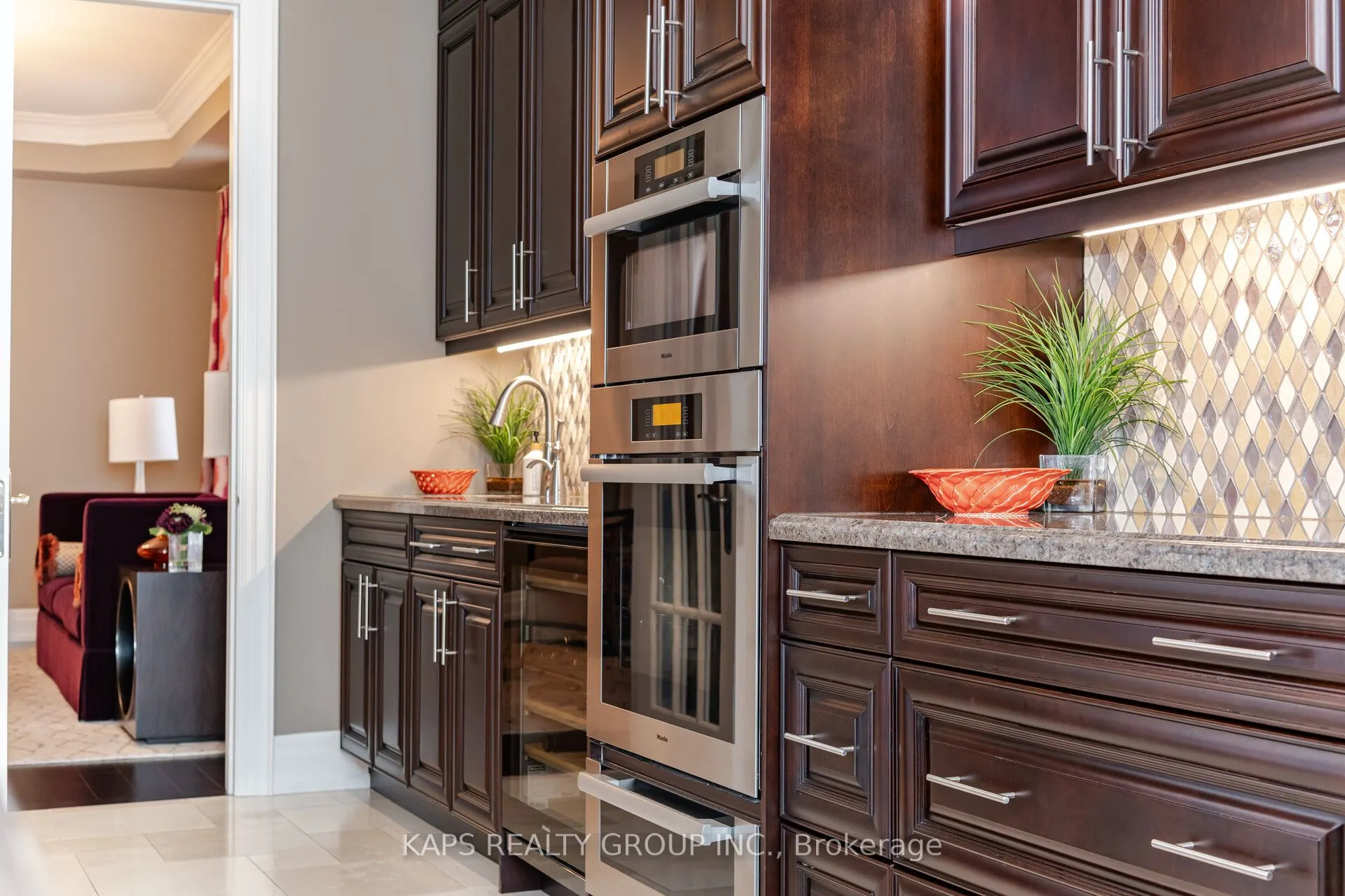6634 Rothschild Trail
