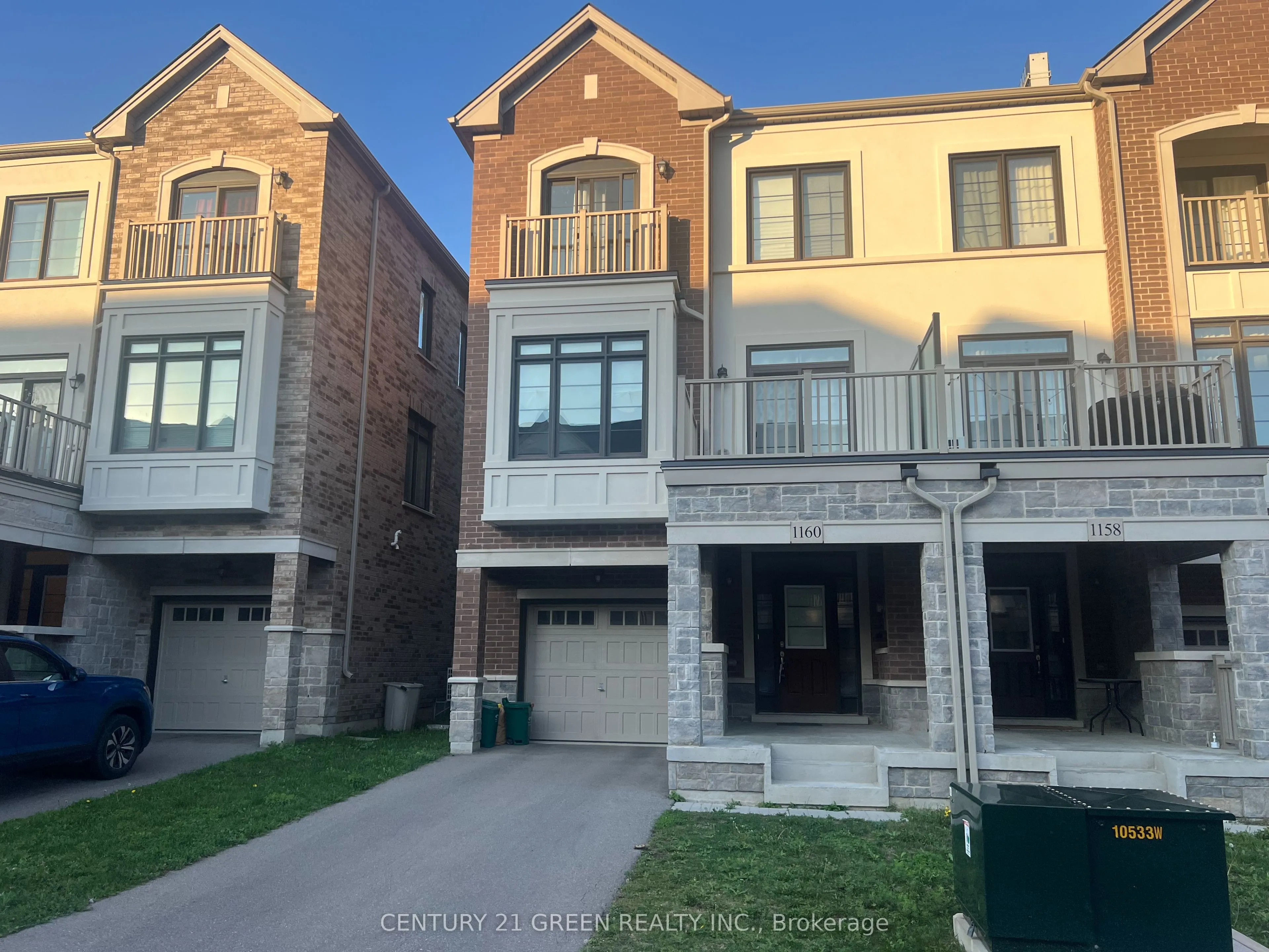 1160 Lloyd Landing
