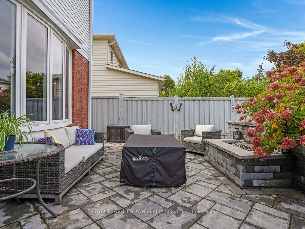 3363 Cardiff Crescent
