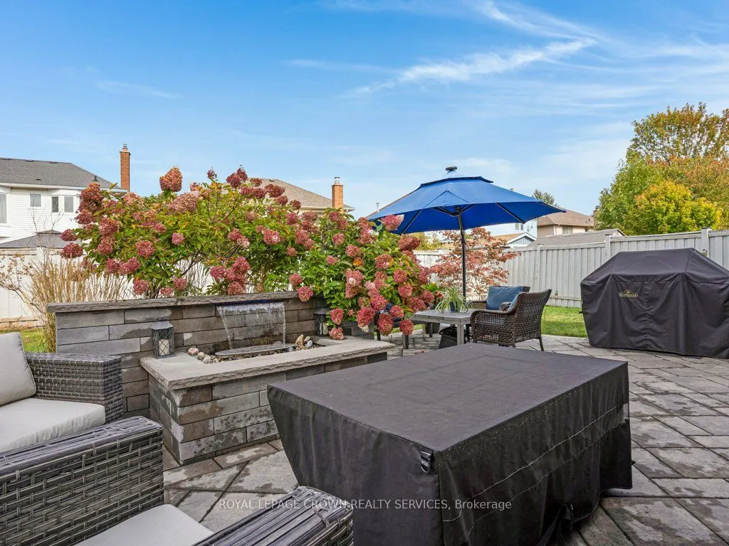 3363 Cardiff Crescent