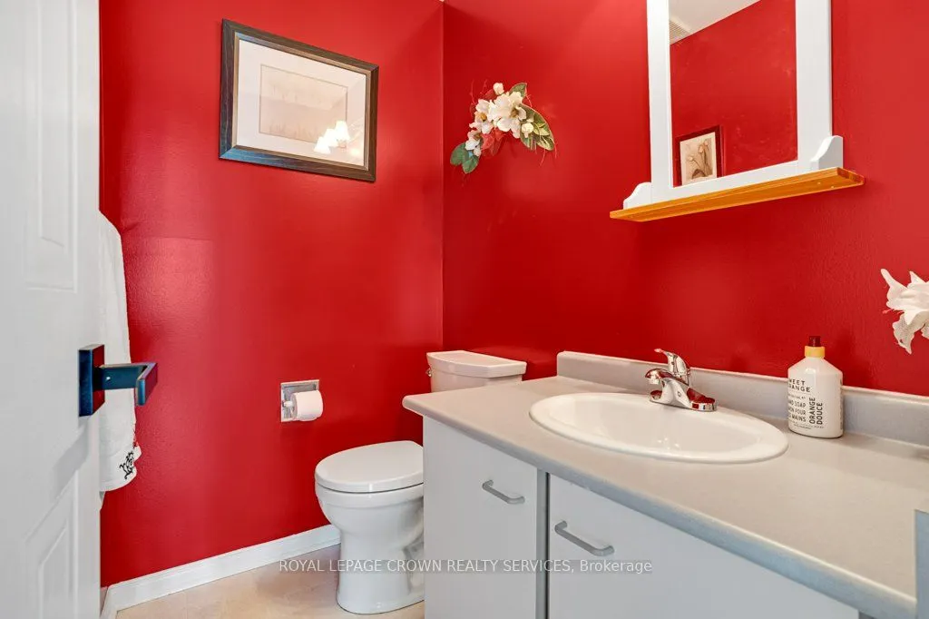 3363 Cardiff Crescent