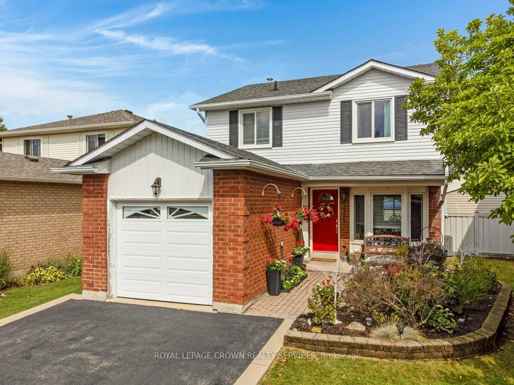 3363 Cardiff Crescent