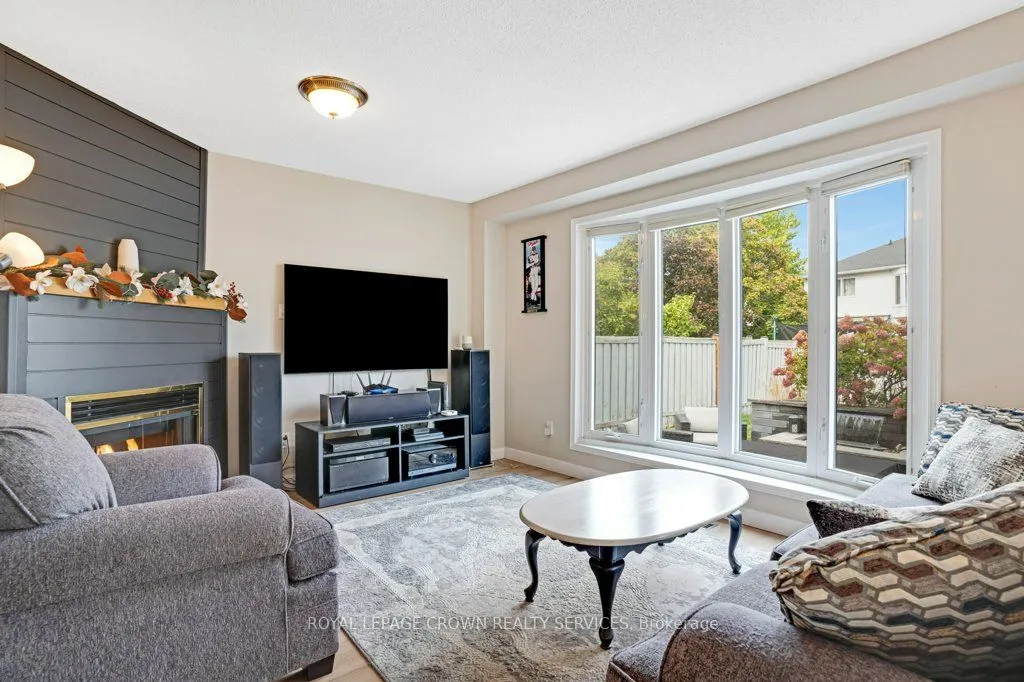 3363 Cardiff Crescent