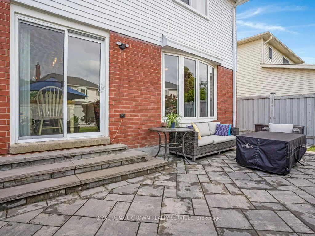 3363 Cardiff Crescent