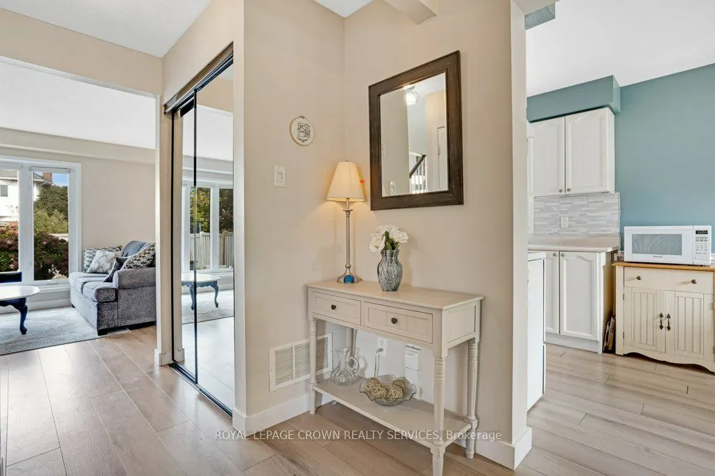 3363 Cardiff Crescent