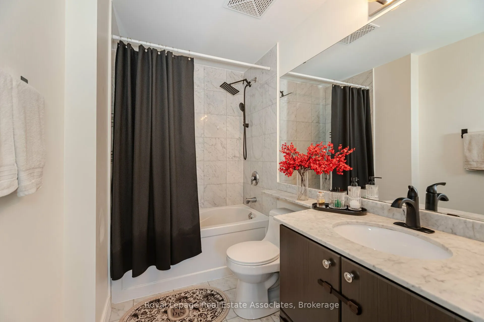 60 Absolute Avenue, #07