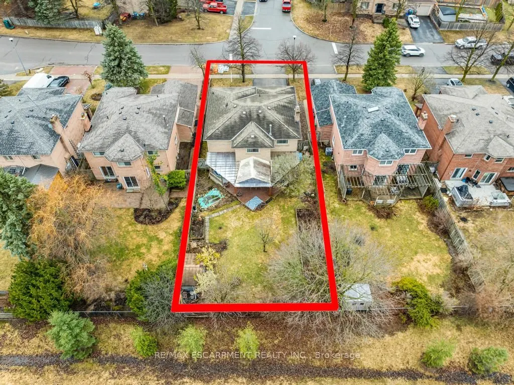 15 Deer Valley Drive