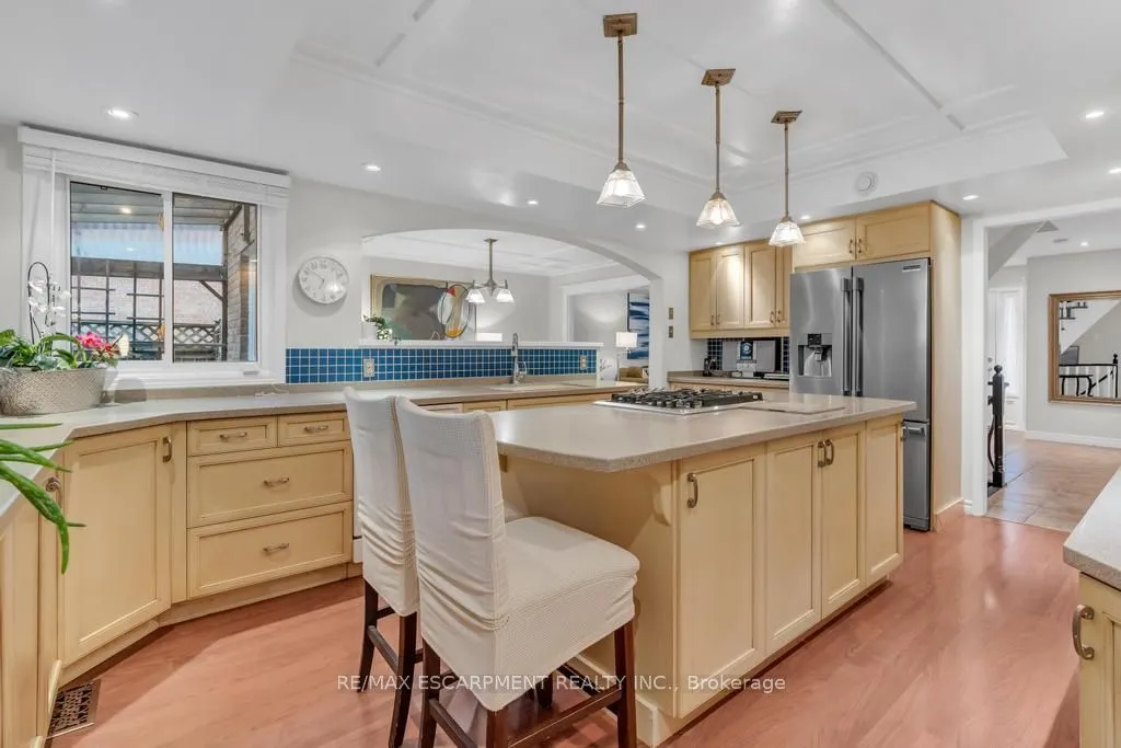15 Deer Valley Drive