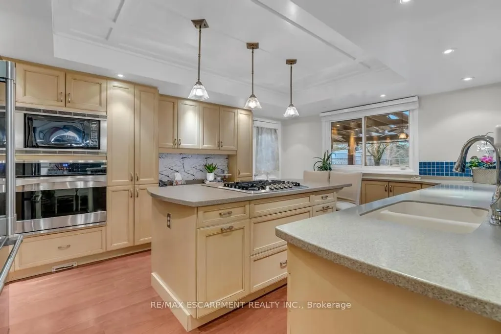 15 Deer Valley Drive