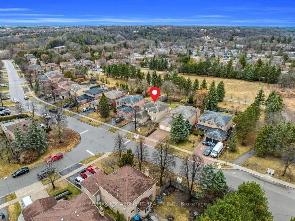 15 Deer Valley Drive