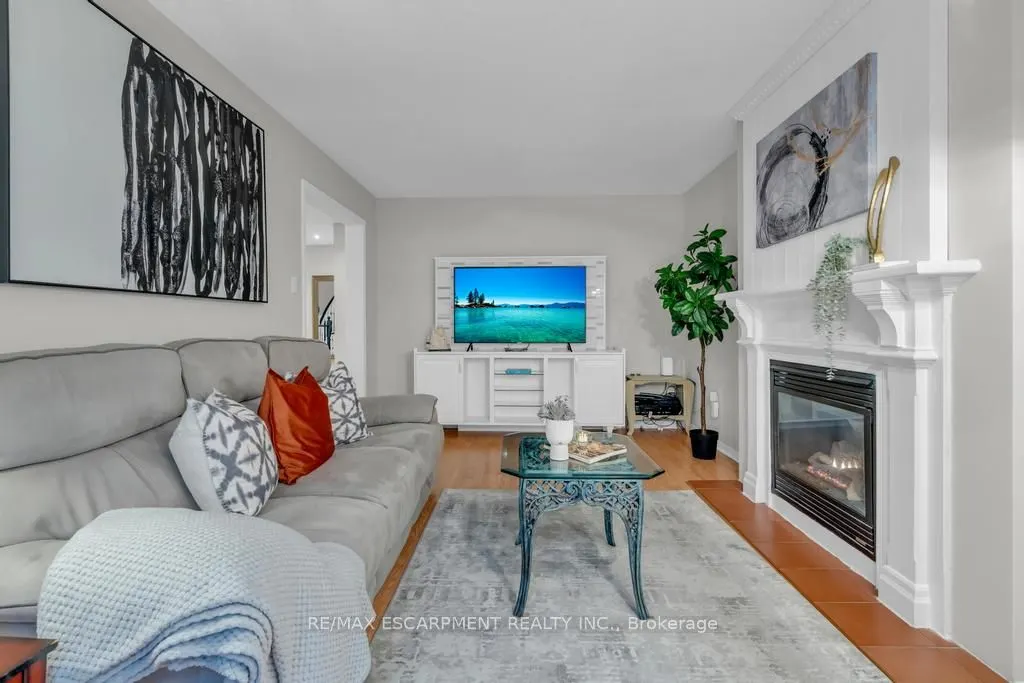 15 Deer Valley Drive