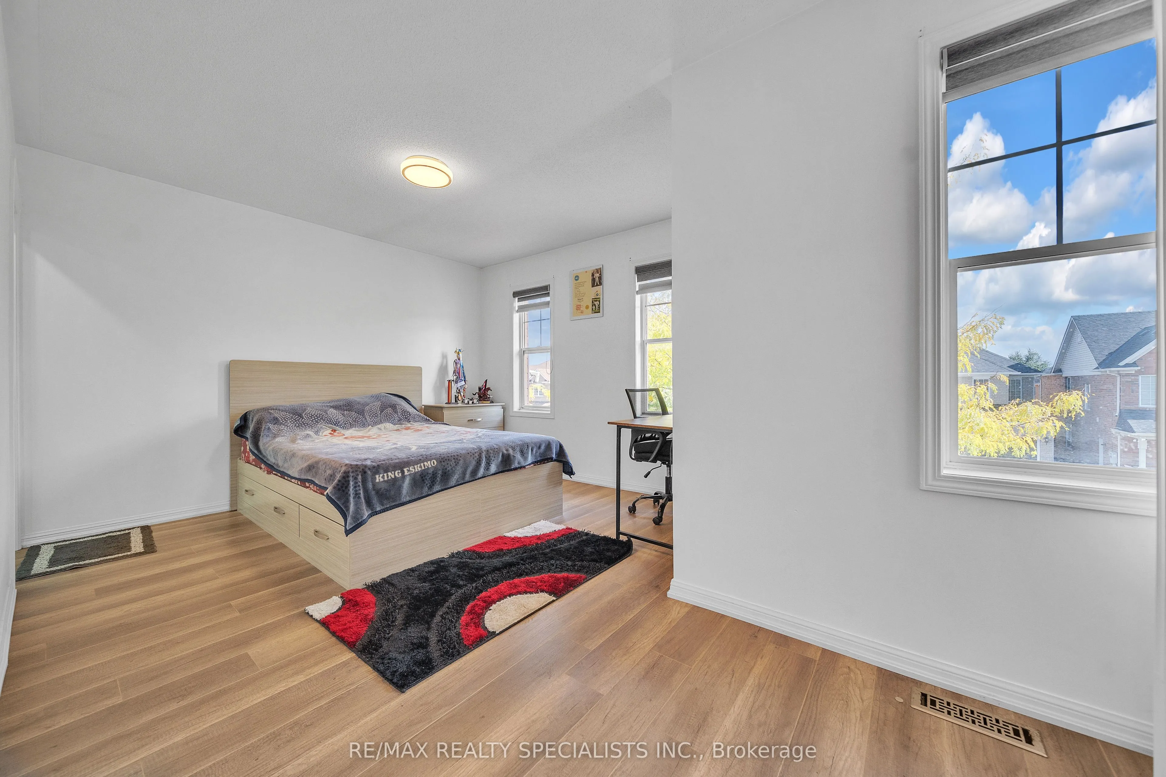 8 Gander Crescent