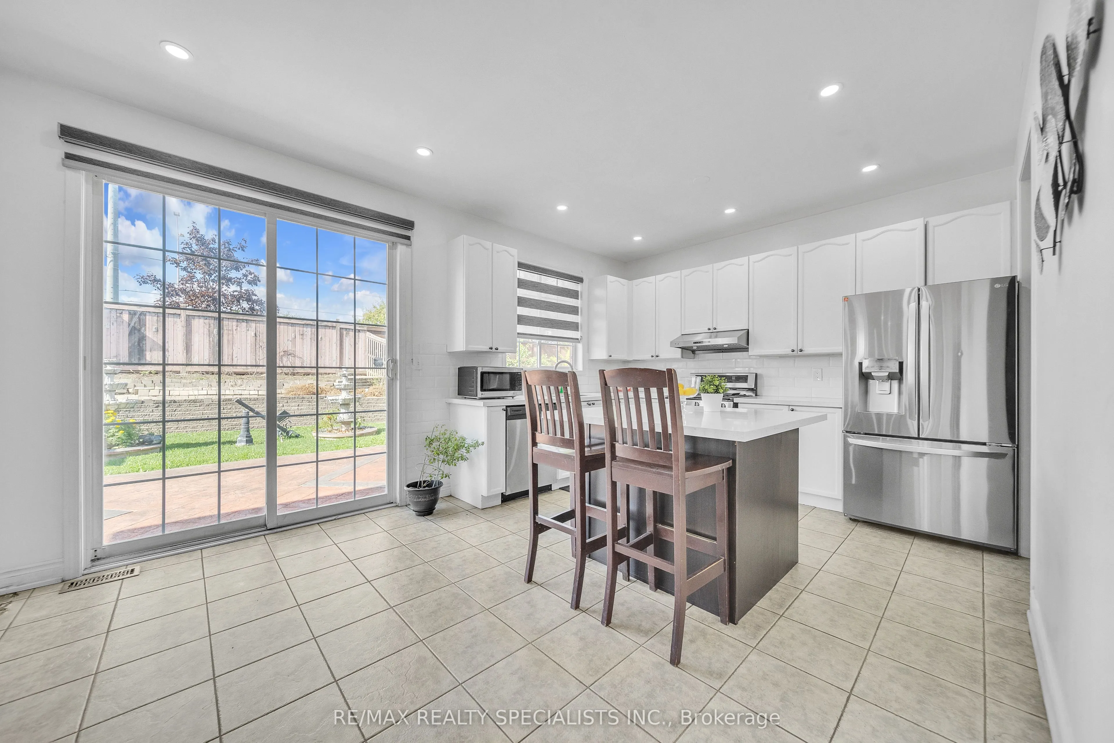 8 Gander Crescent